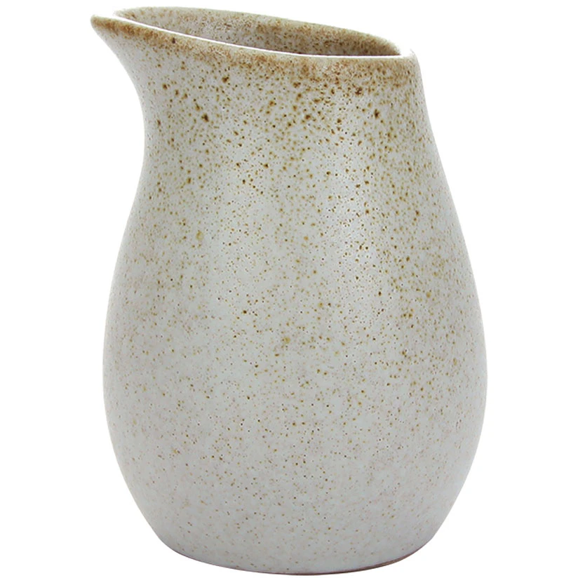 Aida Raw Gr&auml;ddkanna 0,2 l - Mj&ouml;lkkannor Stengods Sandy Beige