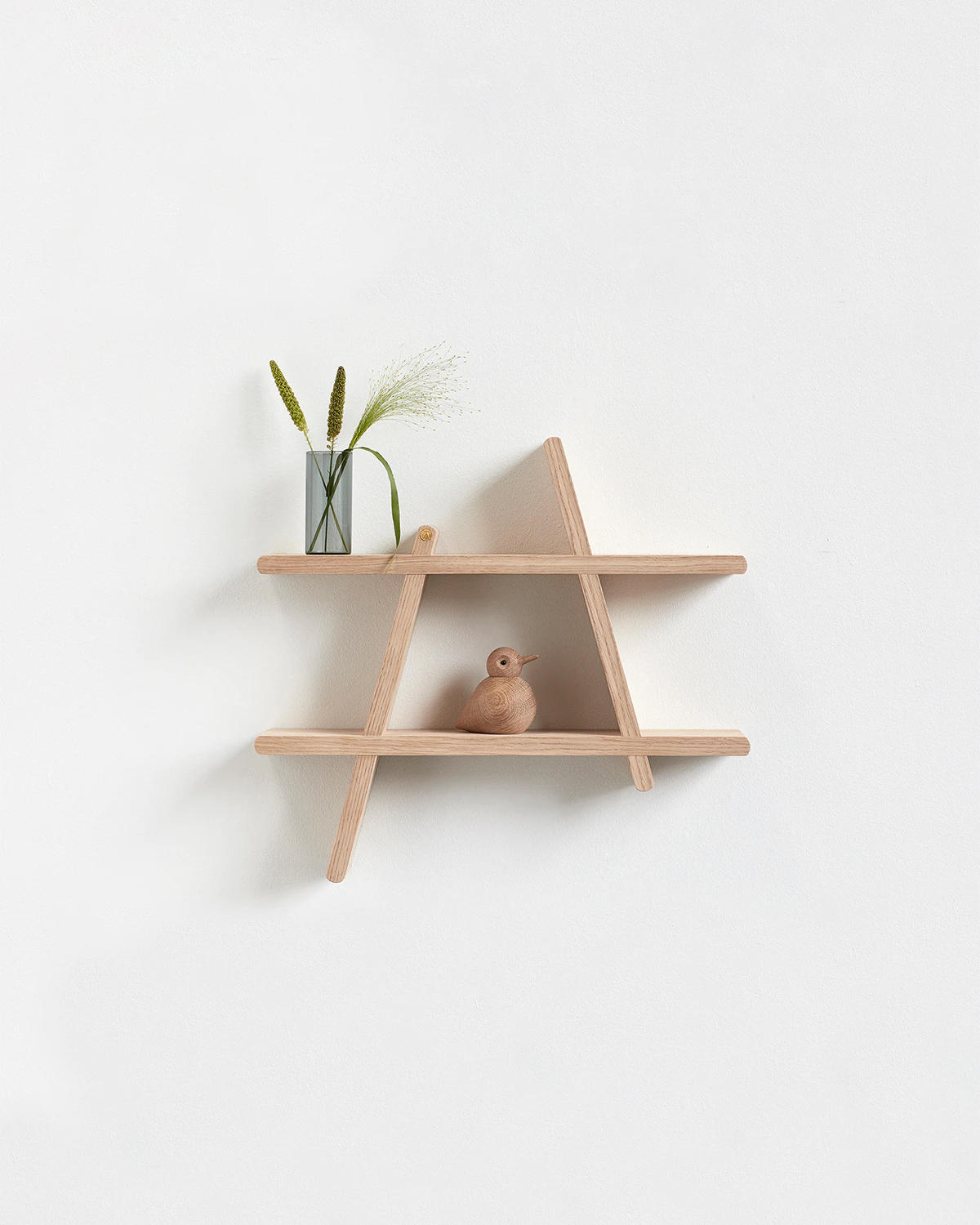 Andersen A-shelf Vägghylla, ek från Andersen, bild 2