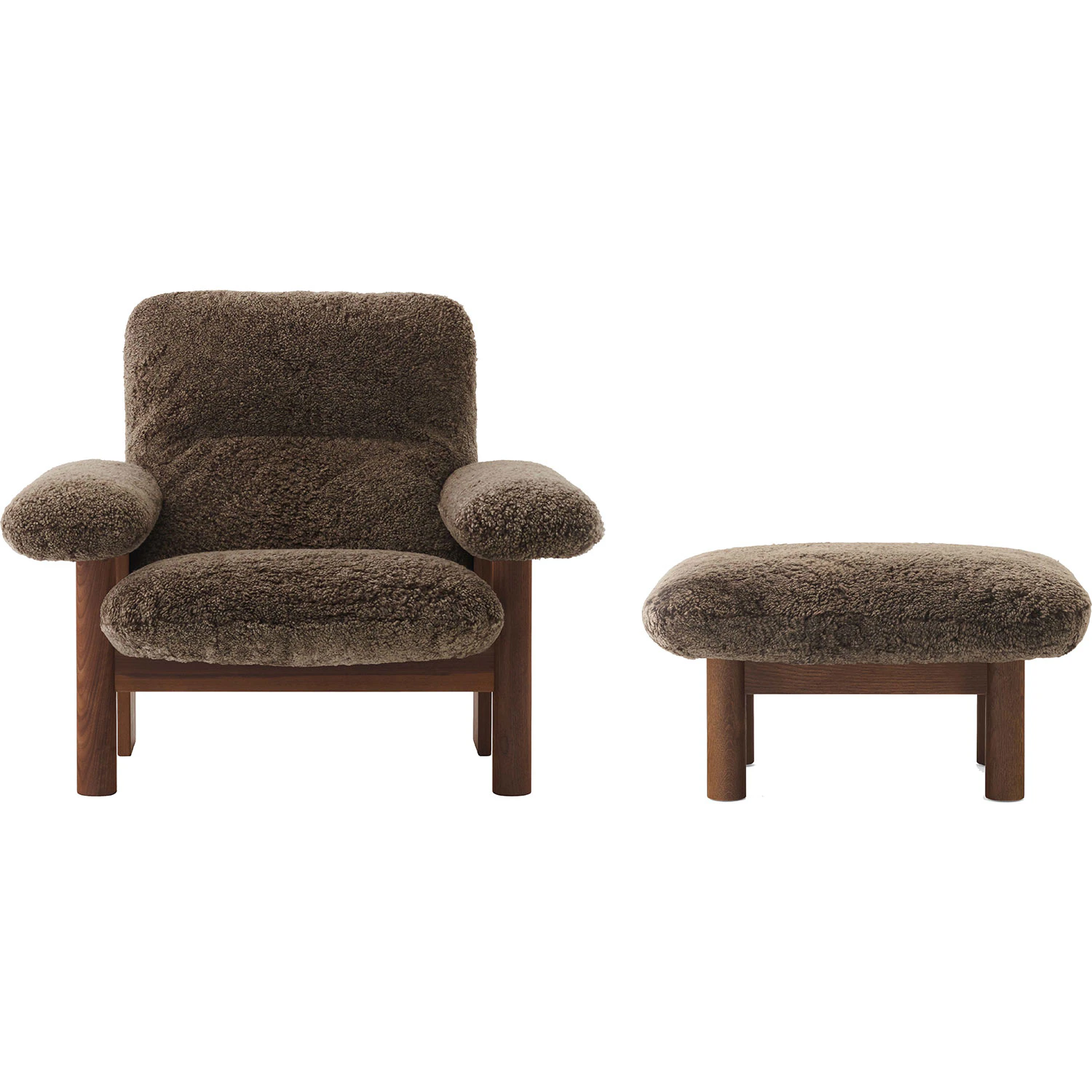 Audo Copenhagen Brasilia F&aring;t&ouml;lj Med Ottoman M&ouml;rkbetsad Ek - F&aring;t&ouml;ljer Massiv Ek Root