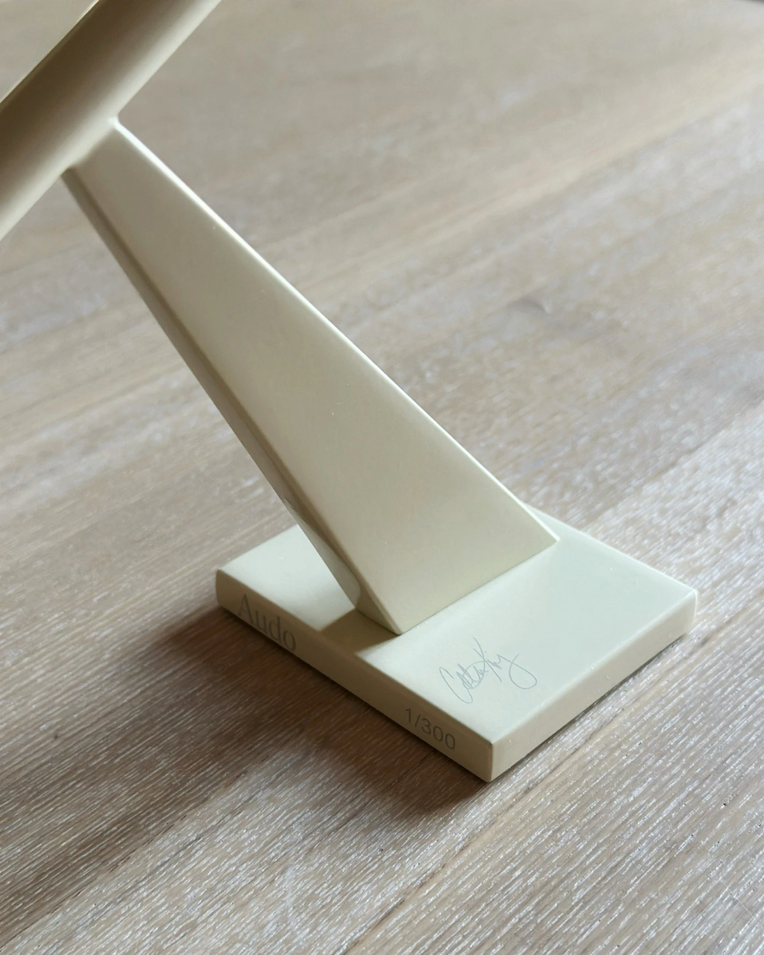 Audo Copenhagen Interconnect Ljusstake Small, ivory från Audo Copenhagen, bild 4