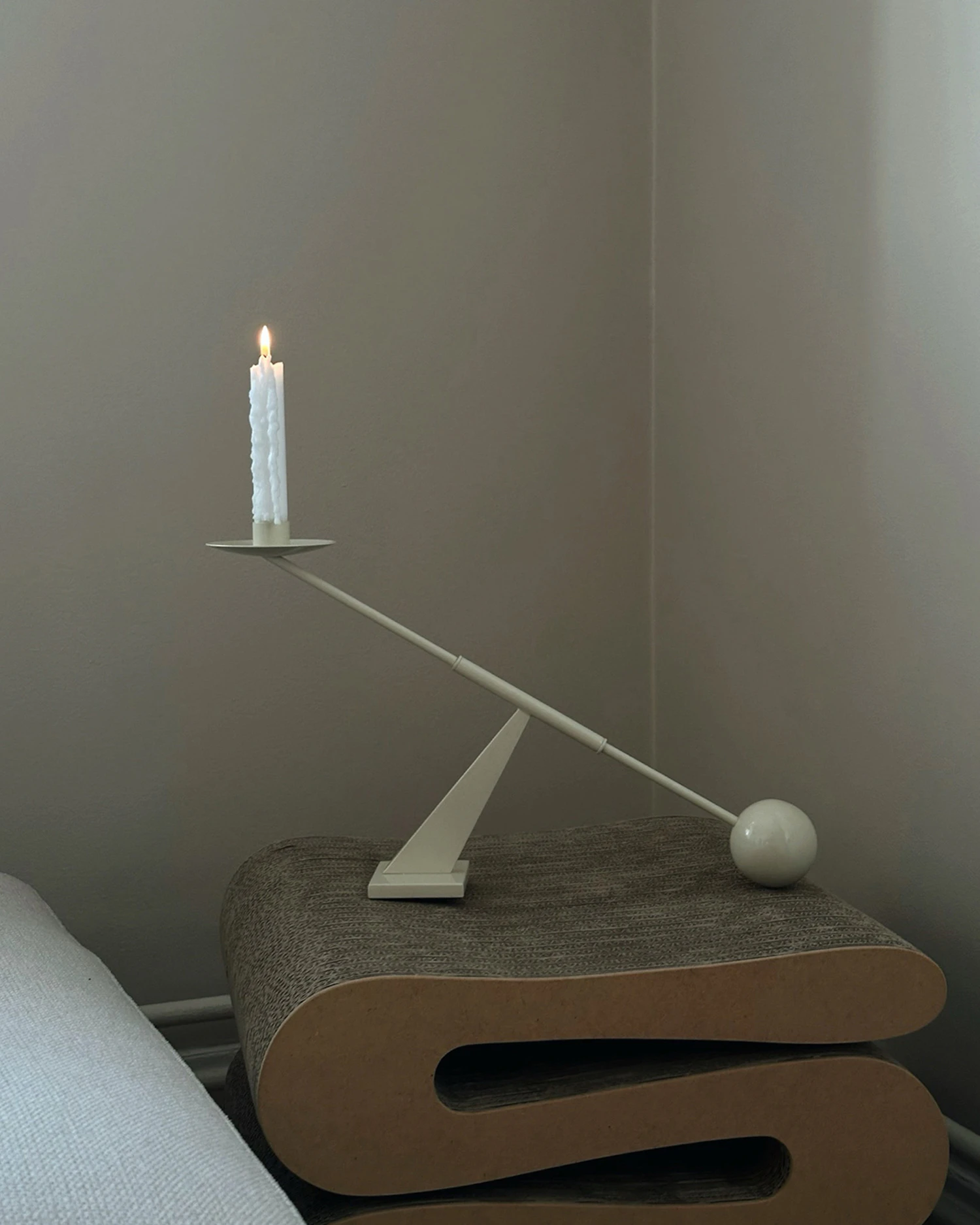 Audo Copenhagen Interconnect Ljusstake Small, ivory från Audo Copenhagen, bild 2