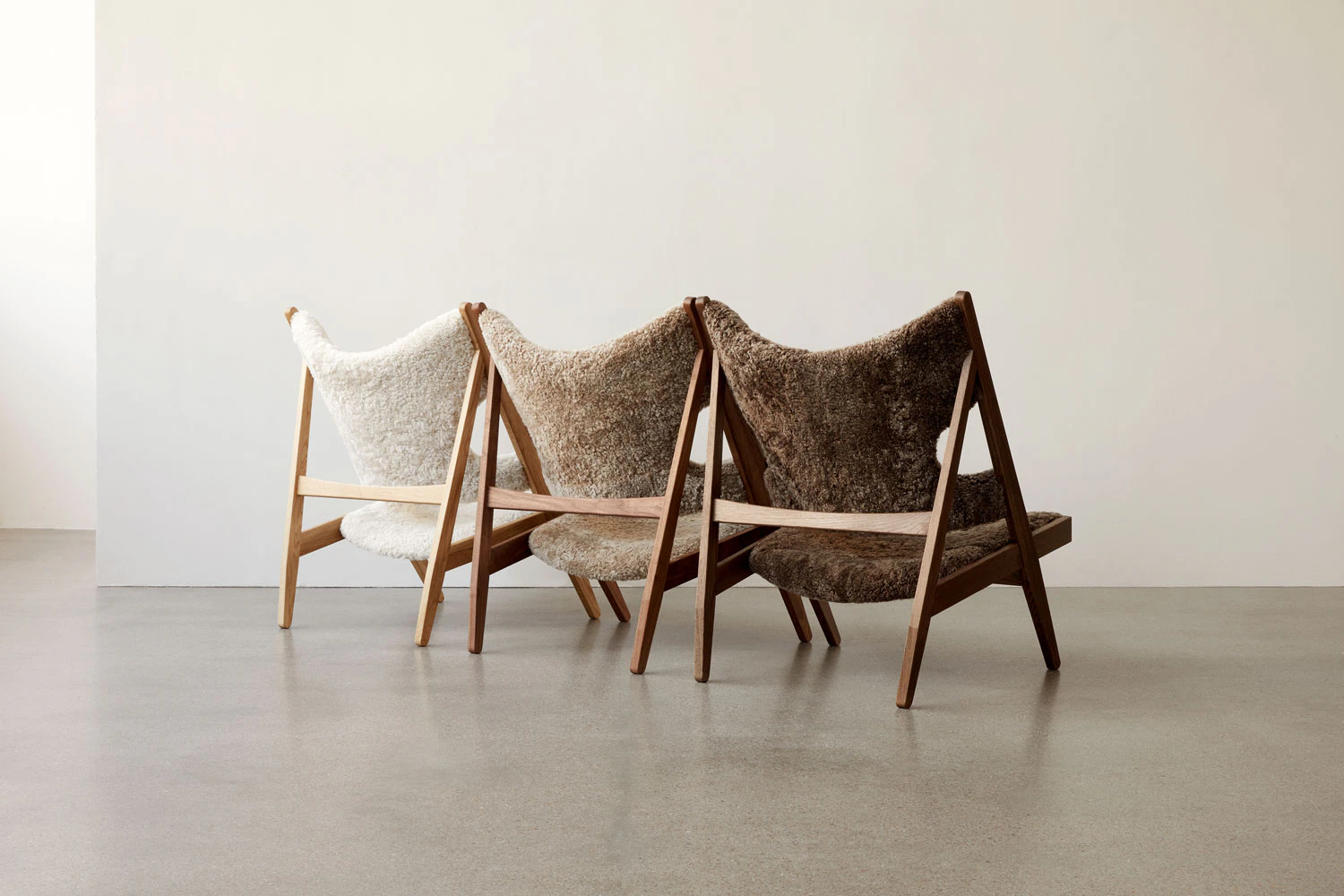 Audo Copenhagen Knitting Loungestol Valnöt /, sahara från Audo Copenhagen, bild 2