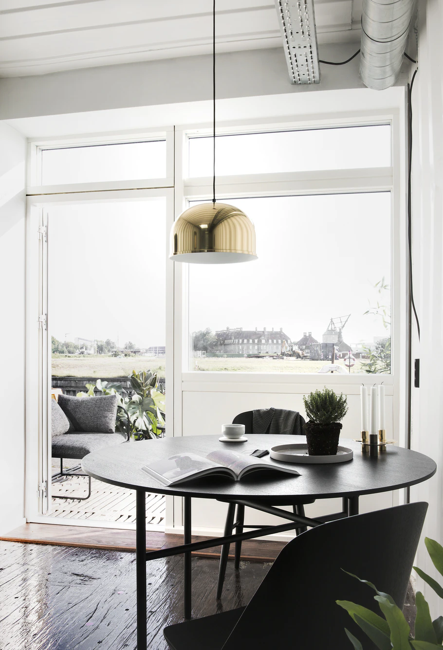 Audo Copenhagen Snaregade Runt Matbord Ø120 Cm, svart från Audo Copenhagen, bild 3