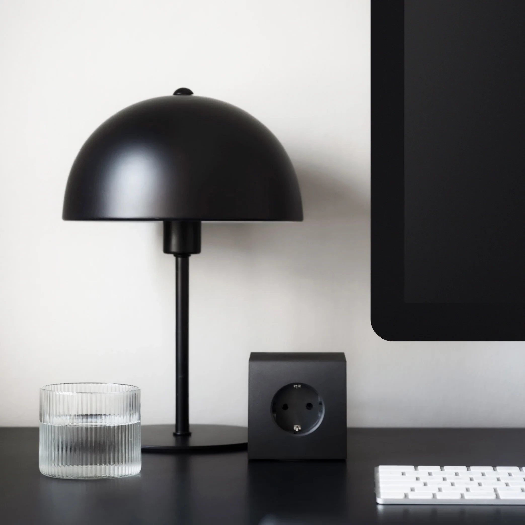 Avolt Square 1 Grenuttag Med Usb-c / Magnet 3 m, stockholm black från Avolt, bild 4