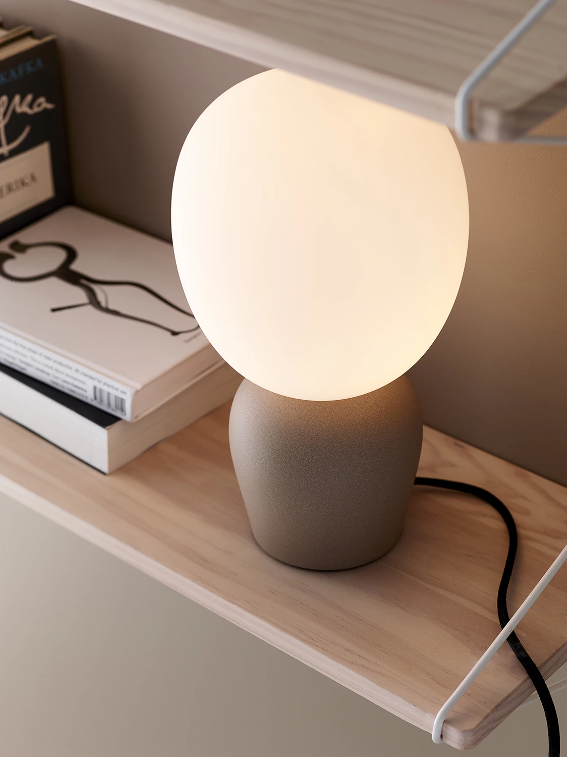 Belid Buddy Bordslampa / Opal, sand från Belid, bild 3