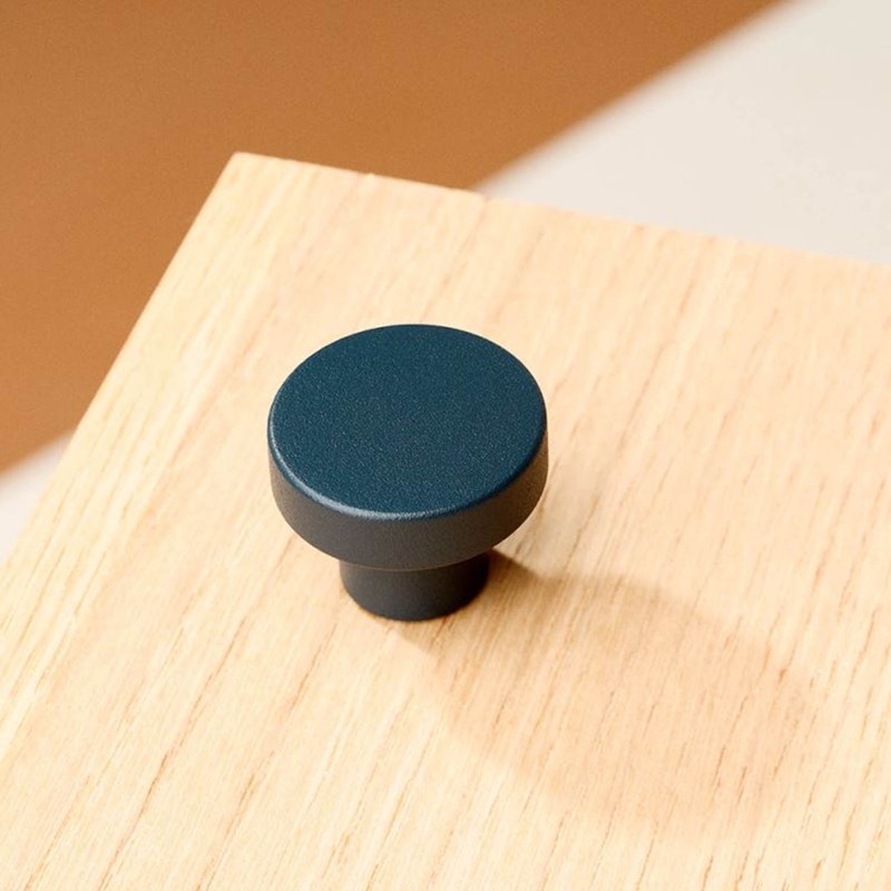 Circular Knopp, Deep Blue