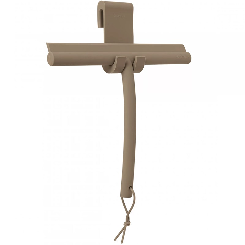 Vipo Duschskrapa, Tan