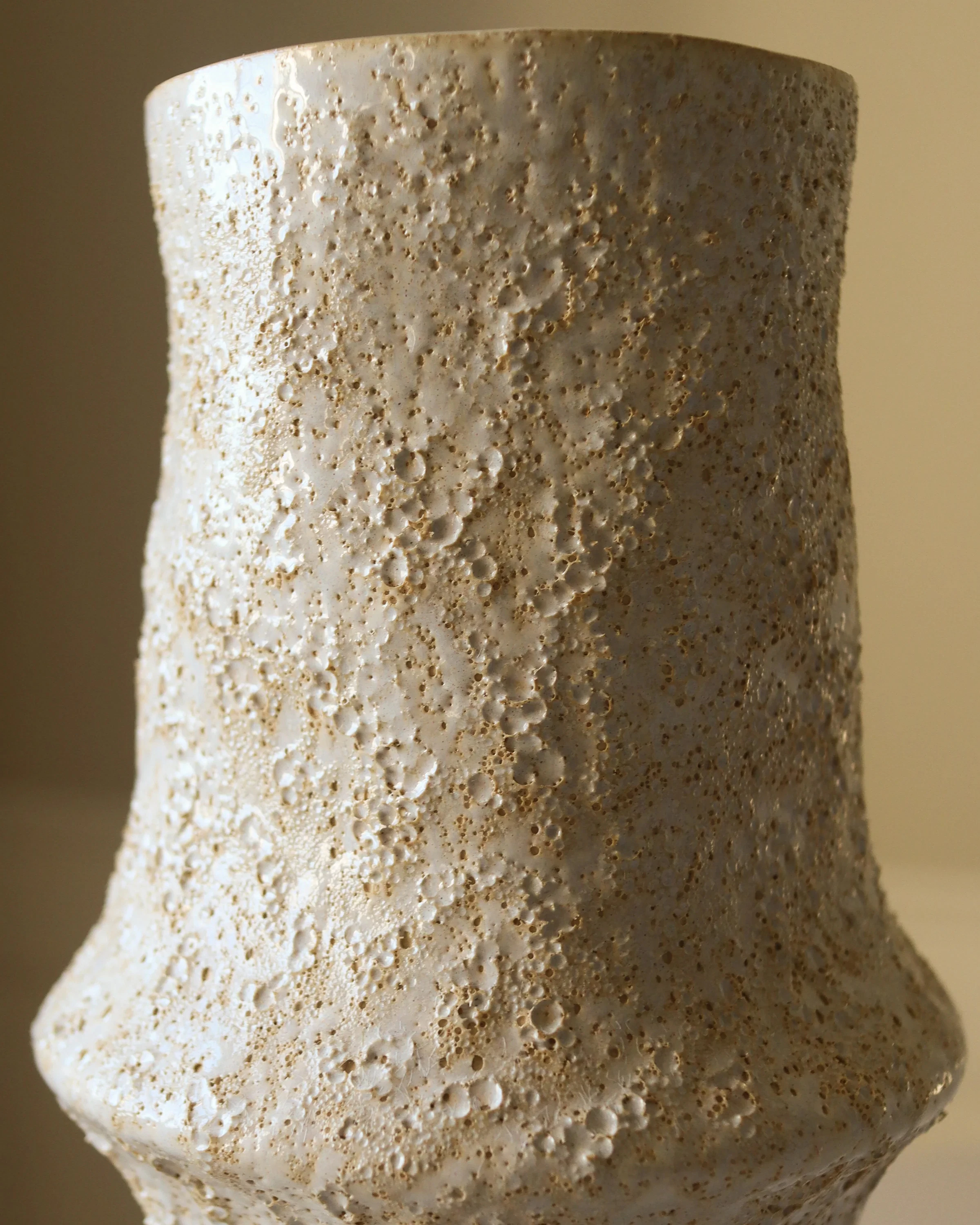 Botané Ceramic Earth Vas L 30,5 Cm, grå från Botané, bild 2