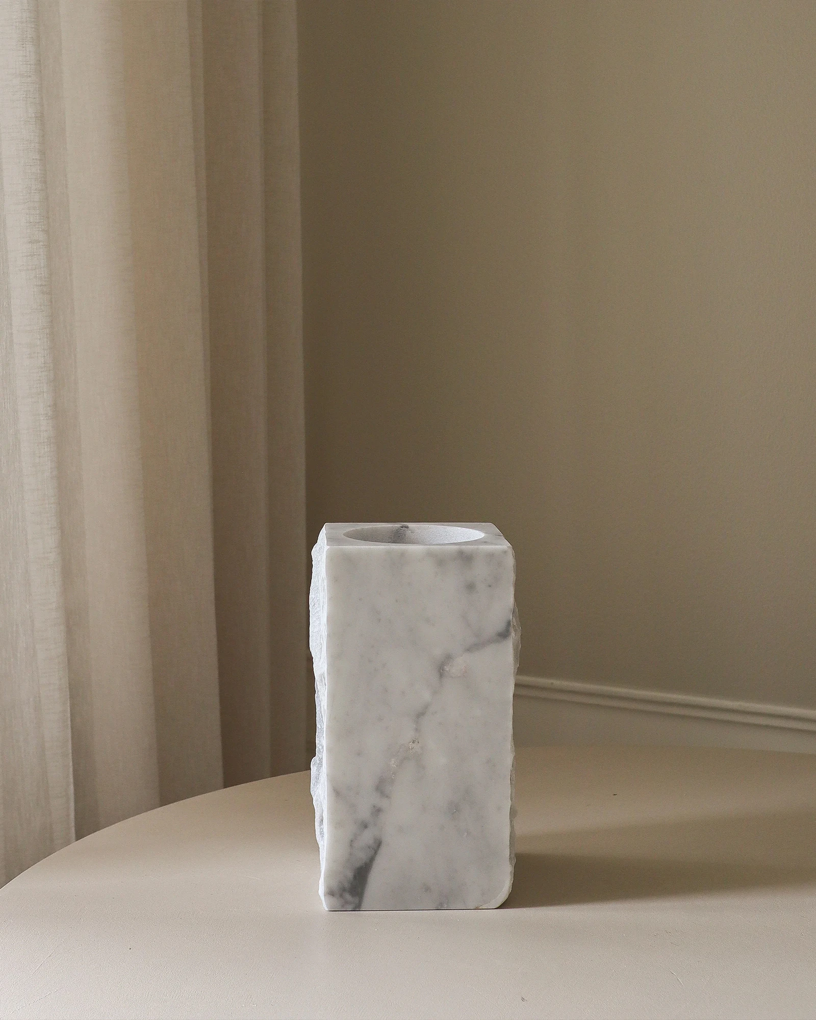 Botané Edge Vas, white carrara från Botané, bild 2