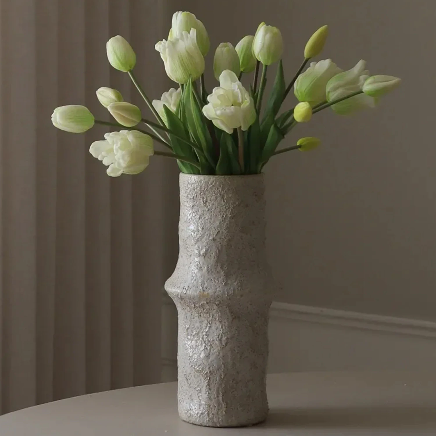 Botané White Tulip Bukett - Dekorativa Accessoarer Skum Vit