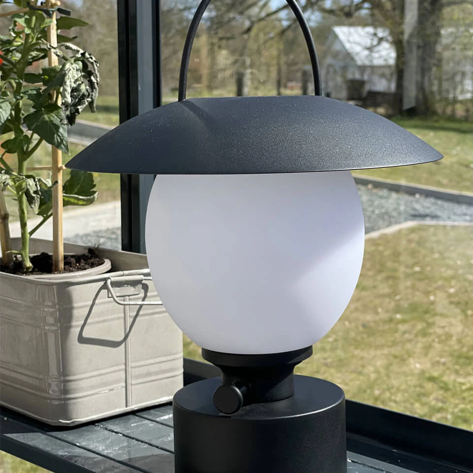 By Rydéns Castro Bordslampa Portabel Sand Black, sandsvart från By Rydéns, bild 2