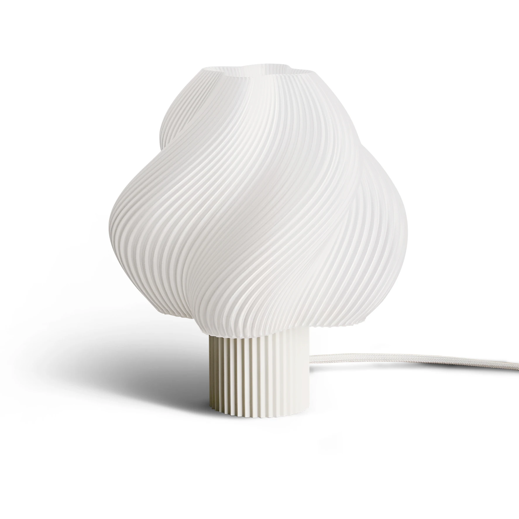 Cr&egrave;me Atelier Soft Serve Table Lamp Regular - Bordslampor &Aring;tervinningsbar Bioplast Vanilla Bean