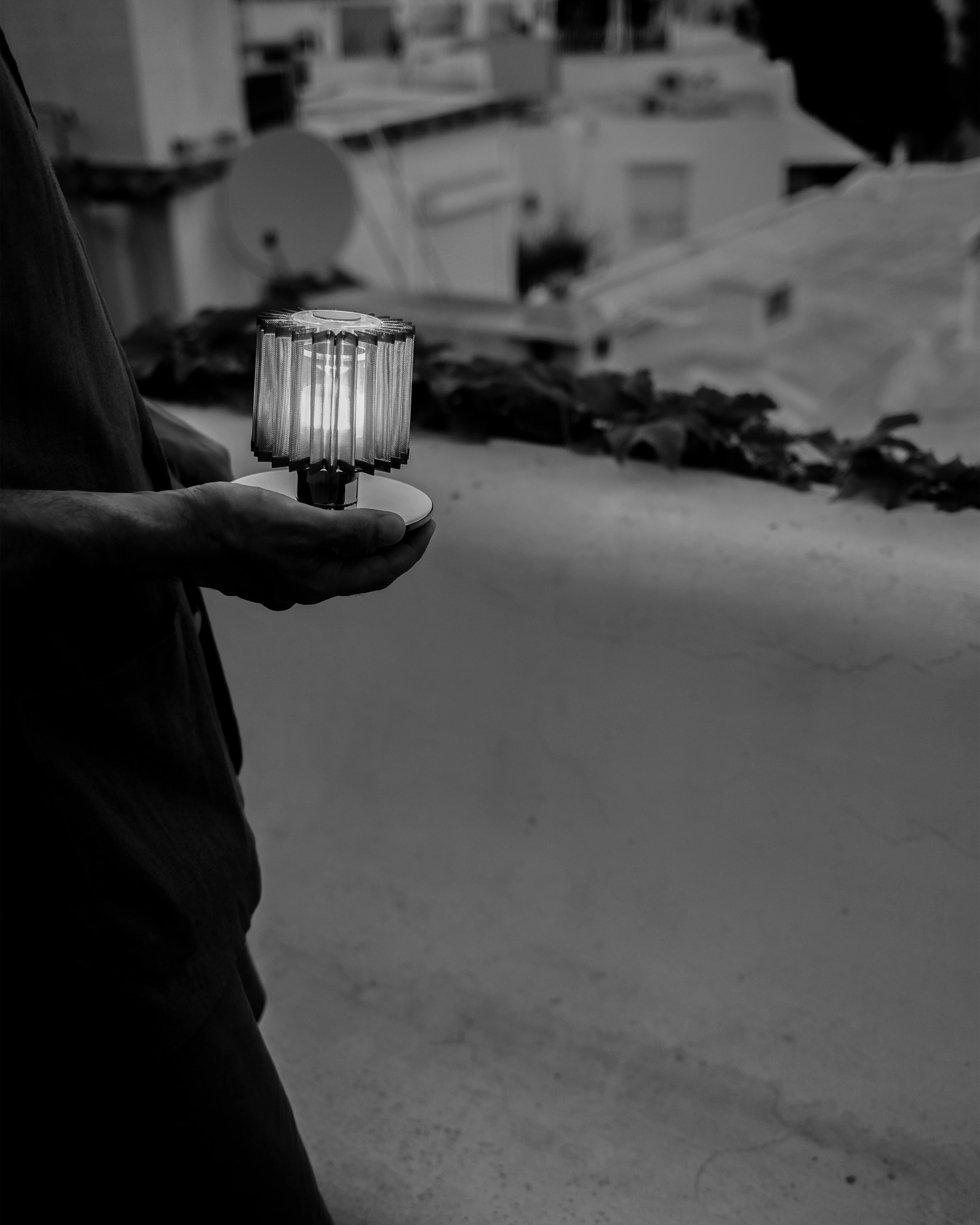Dcwéditions In The Sun Bordslampa Portabel, silver från DCWéditions, bild 2