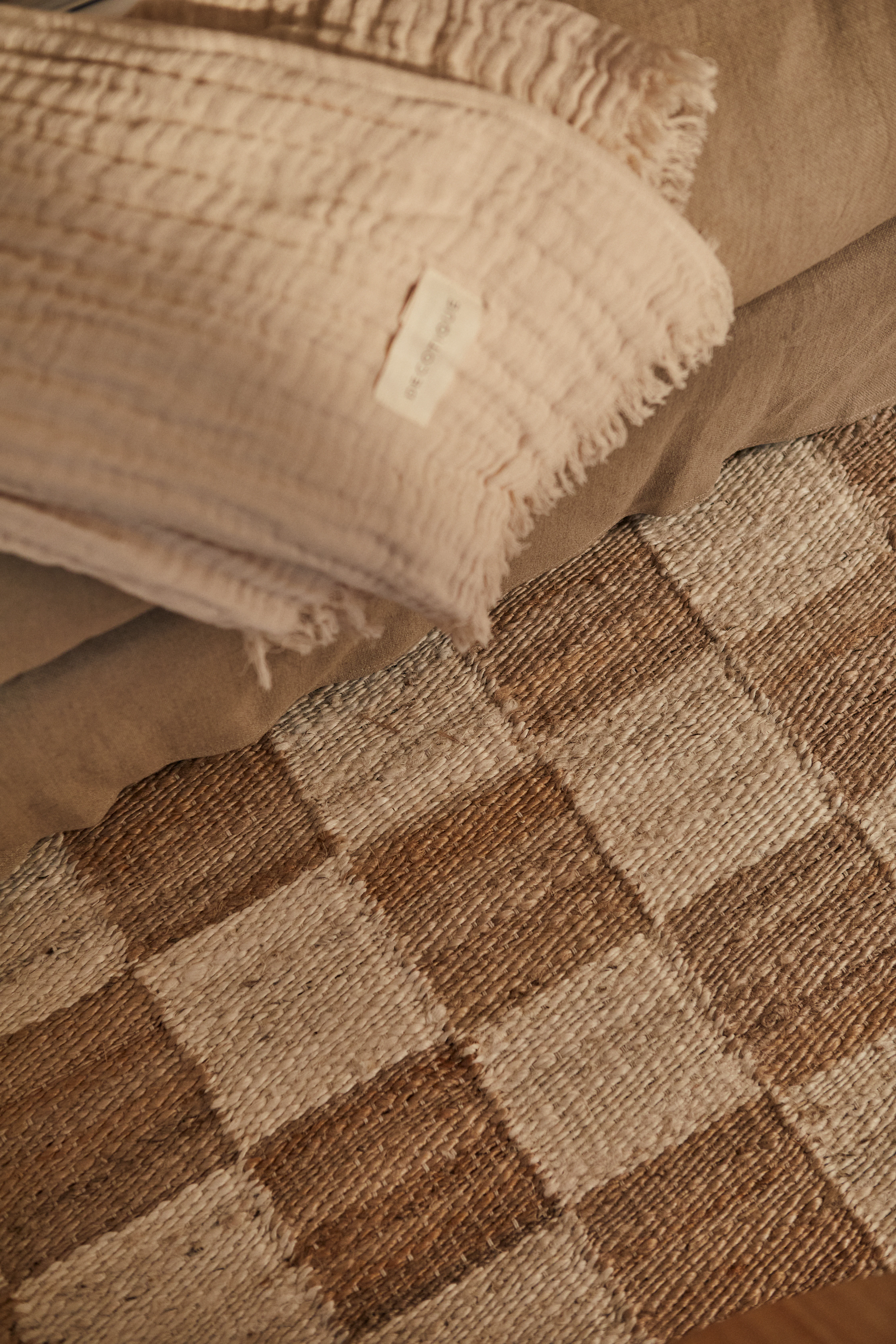 Decotique Chess matta, off-white från Decotique, bild 6