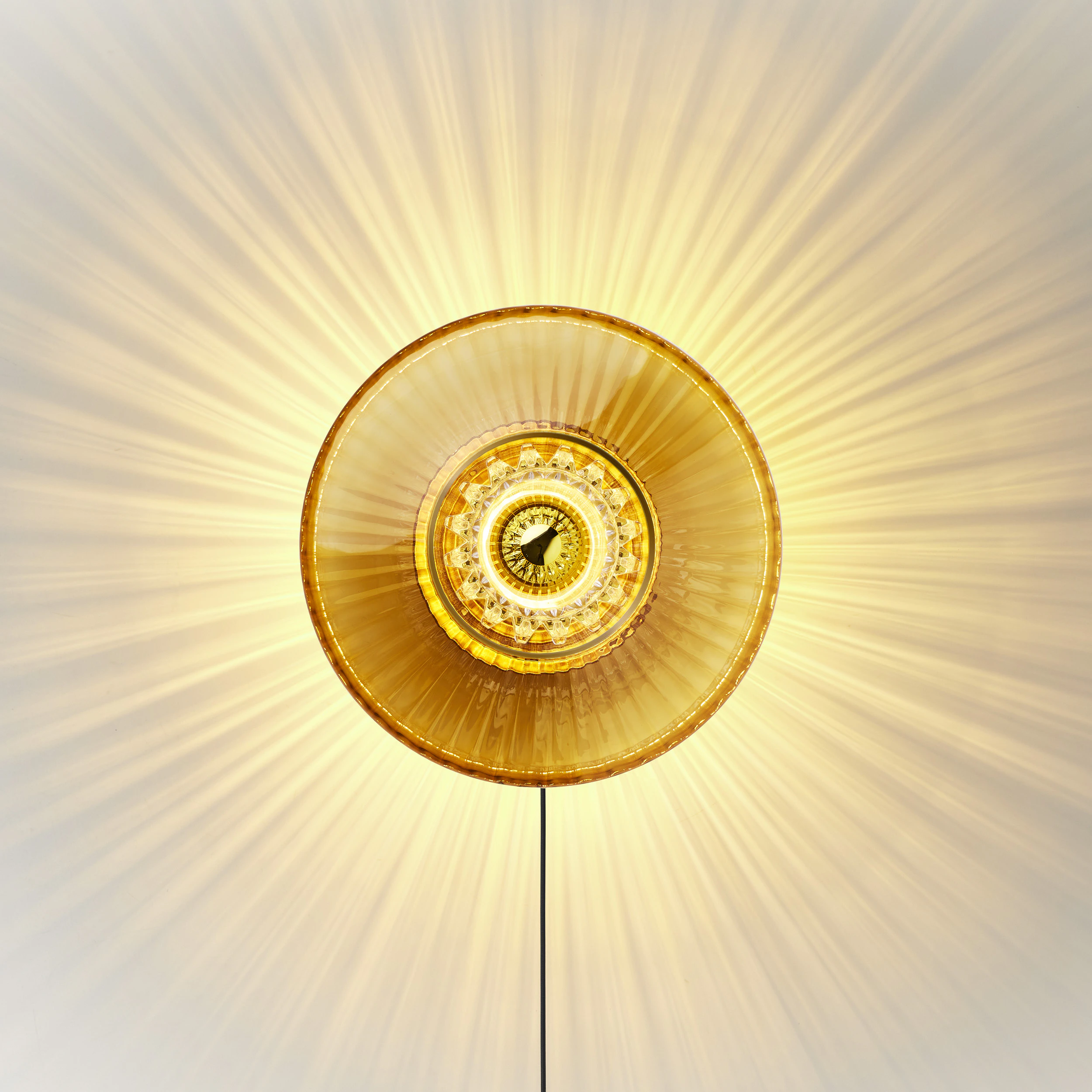 Design By Us Eyeball Xl Lampskärm, guld från Design By Us, bild 3