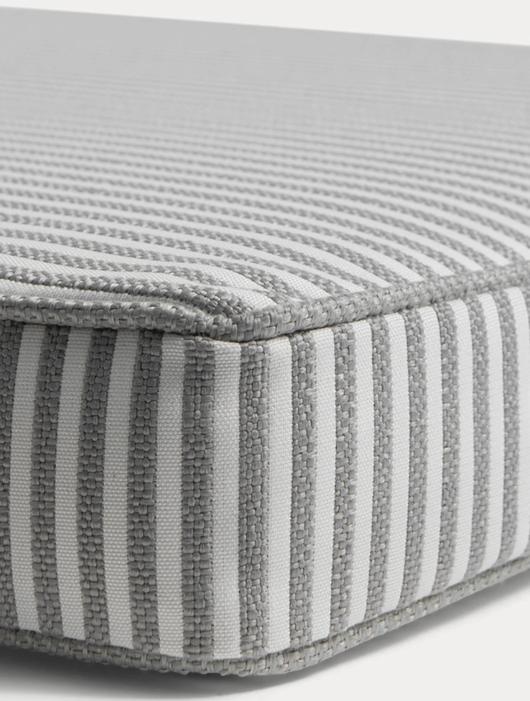 Diyti Narrow Stripe Solsängsdyna 50x186 Cm, grå från Diyti, bild 2