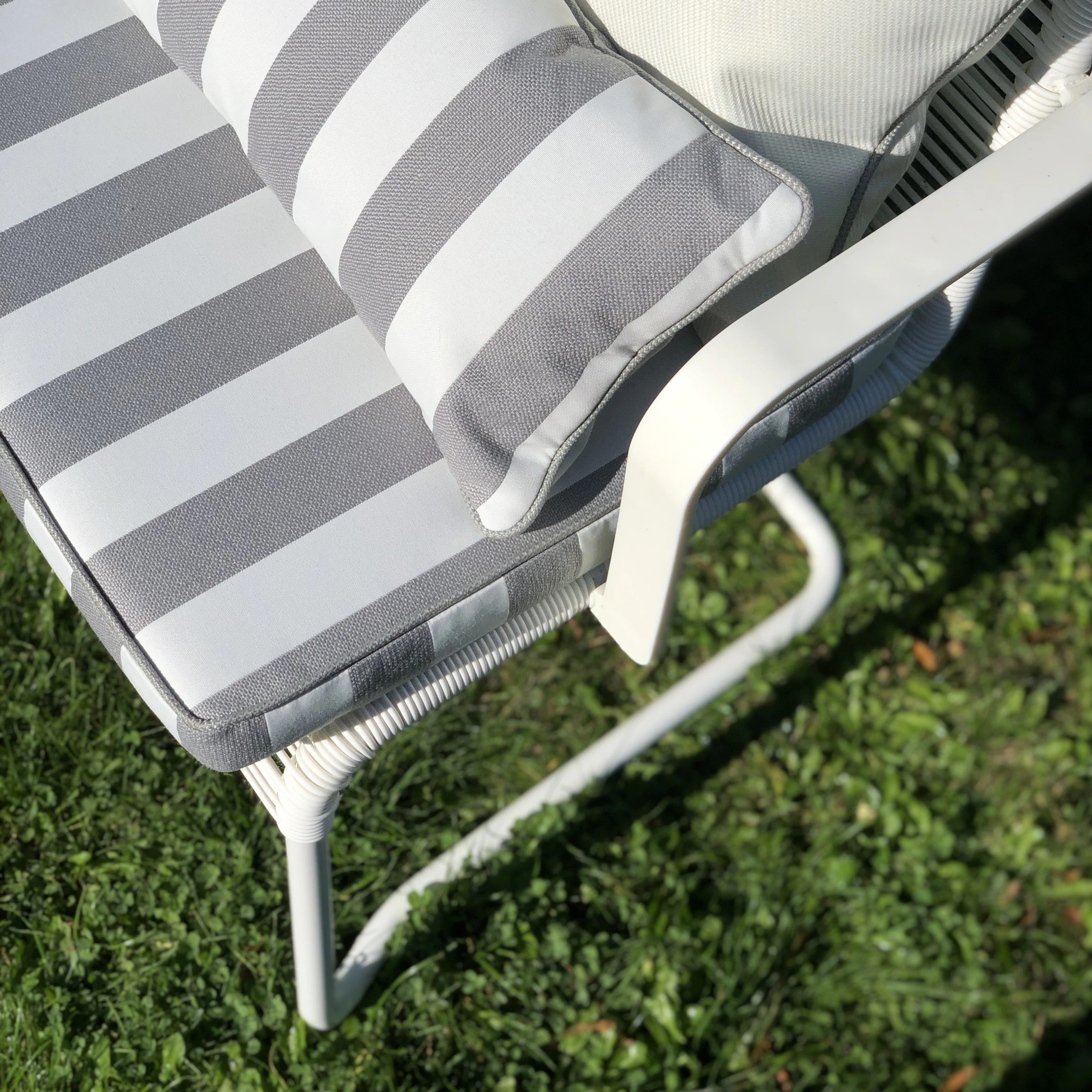 Diyti Wide Stripe Dyna 45x45 Cm, grå från DIYTI, bild 2