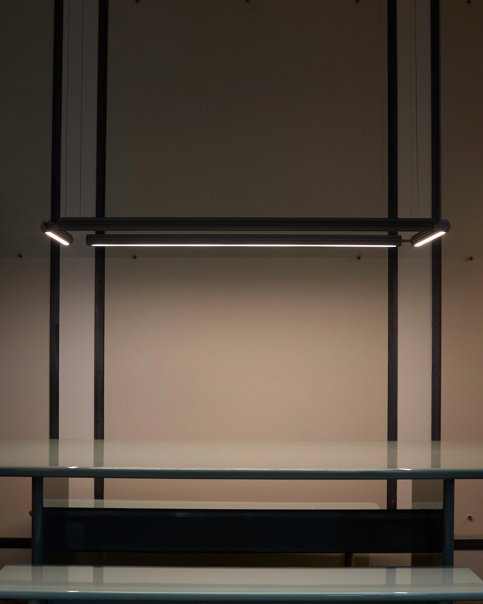 Edgeform Rate Pendellampa 115 Cm, antracit från Edgeform, bild 2