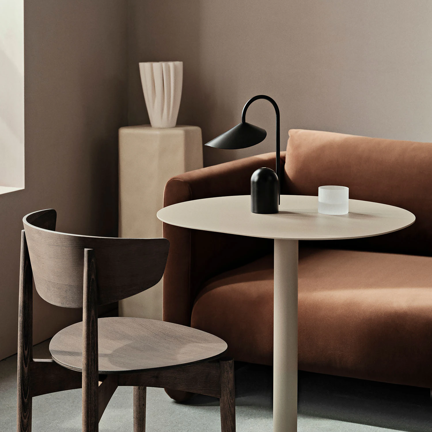 Ferm Living Dedali Vas, off-white från Ferm Living, bild 2