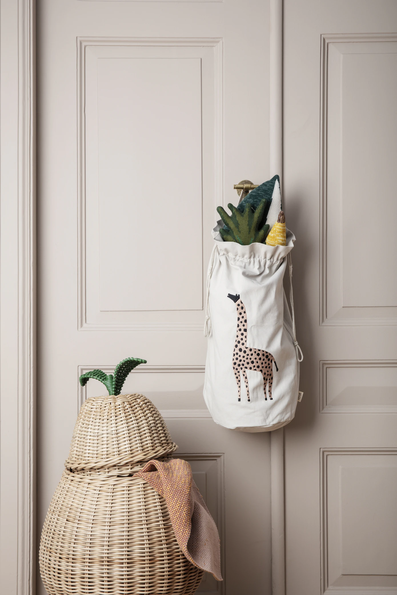 Ferm Living Kids Pear Flätad Förvaringskorg Stor, natur från Ferm Living KIDS, bild 4