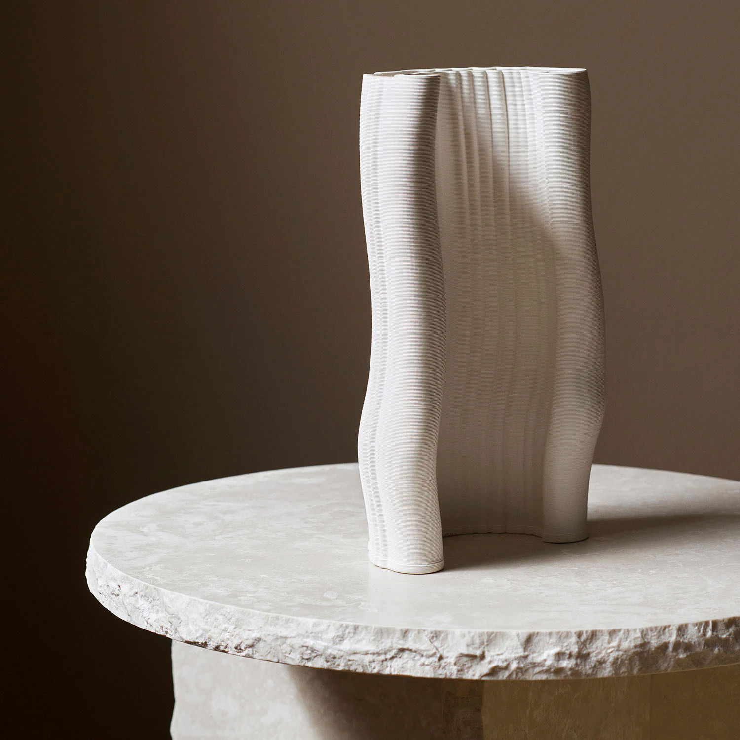 Ferm Living Moire Vas, off-white från Ferm Living, bild 2