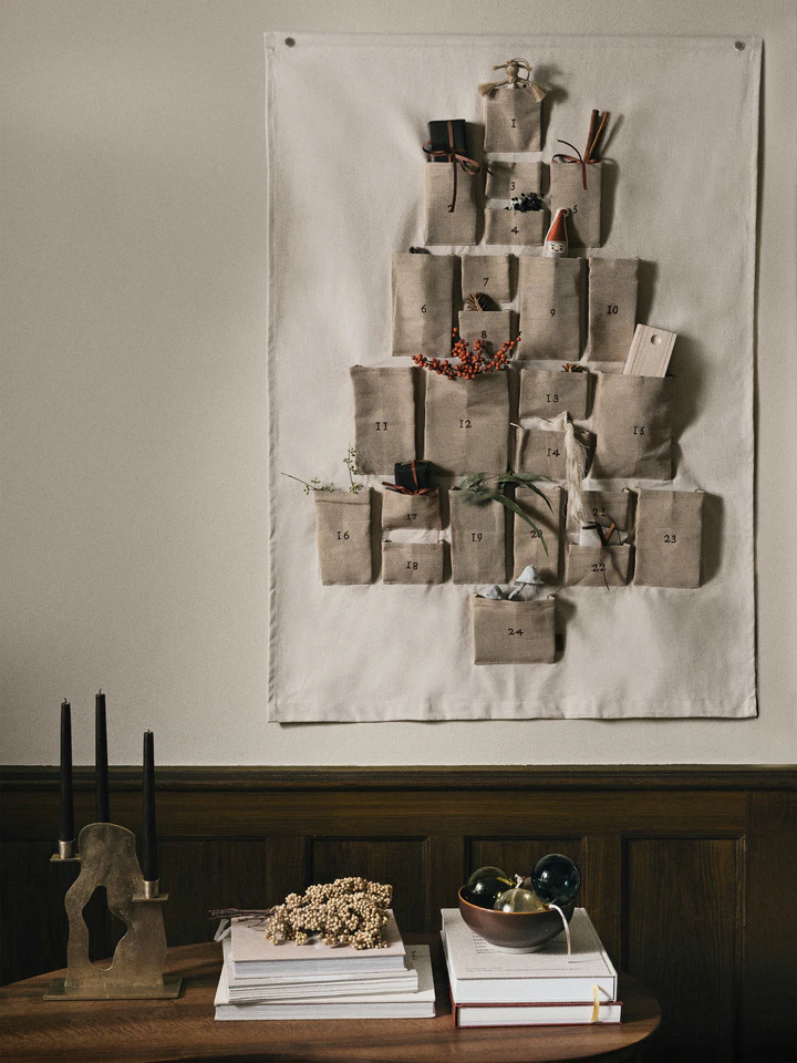Ferm Living Pine Adventskalender Natur 90x125 Cm, natural från Ferm Living, bild 3
