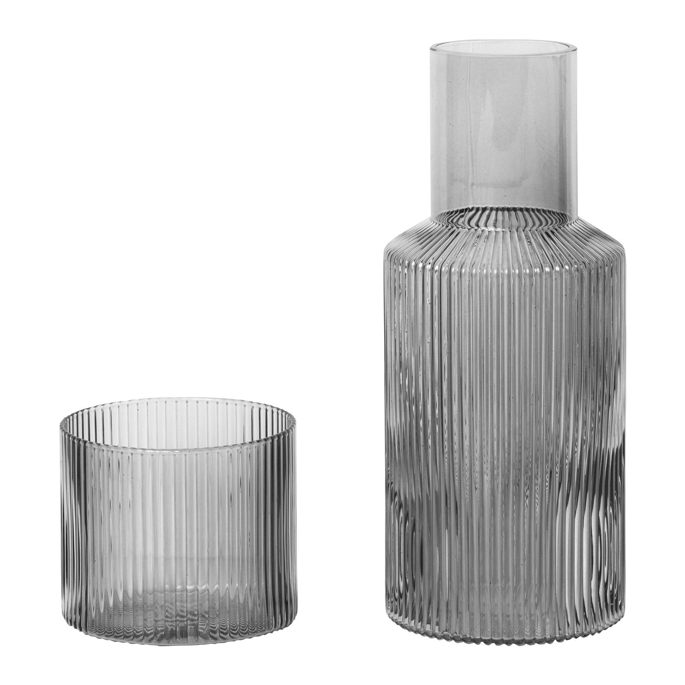 Ferm Living Ripple Small Carafe Set Karaff Med Dricksglas Smoked Grey - Vattenkaraffer & Vattenkannor Munbl&aring;st Glas R&ouml;kgr&aring;