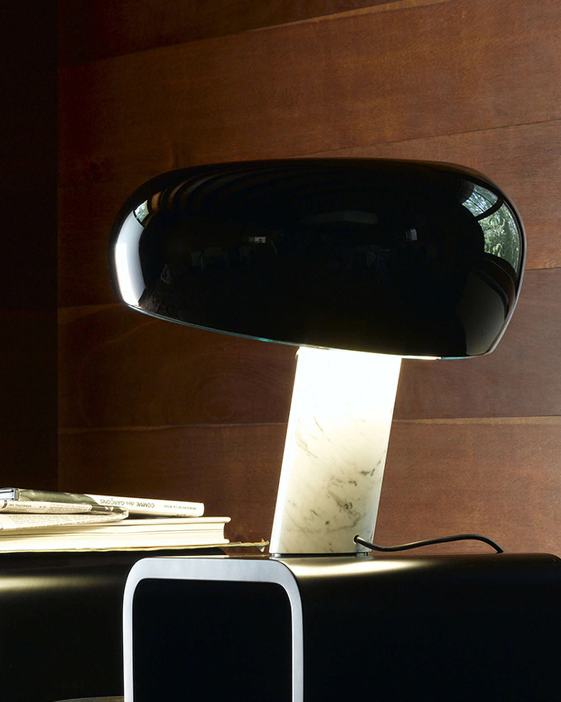 Flos Snoopy Bordslampa, svart från Flos, bild 2