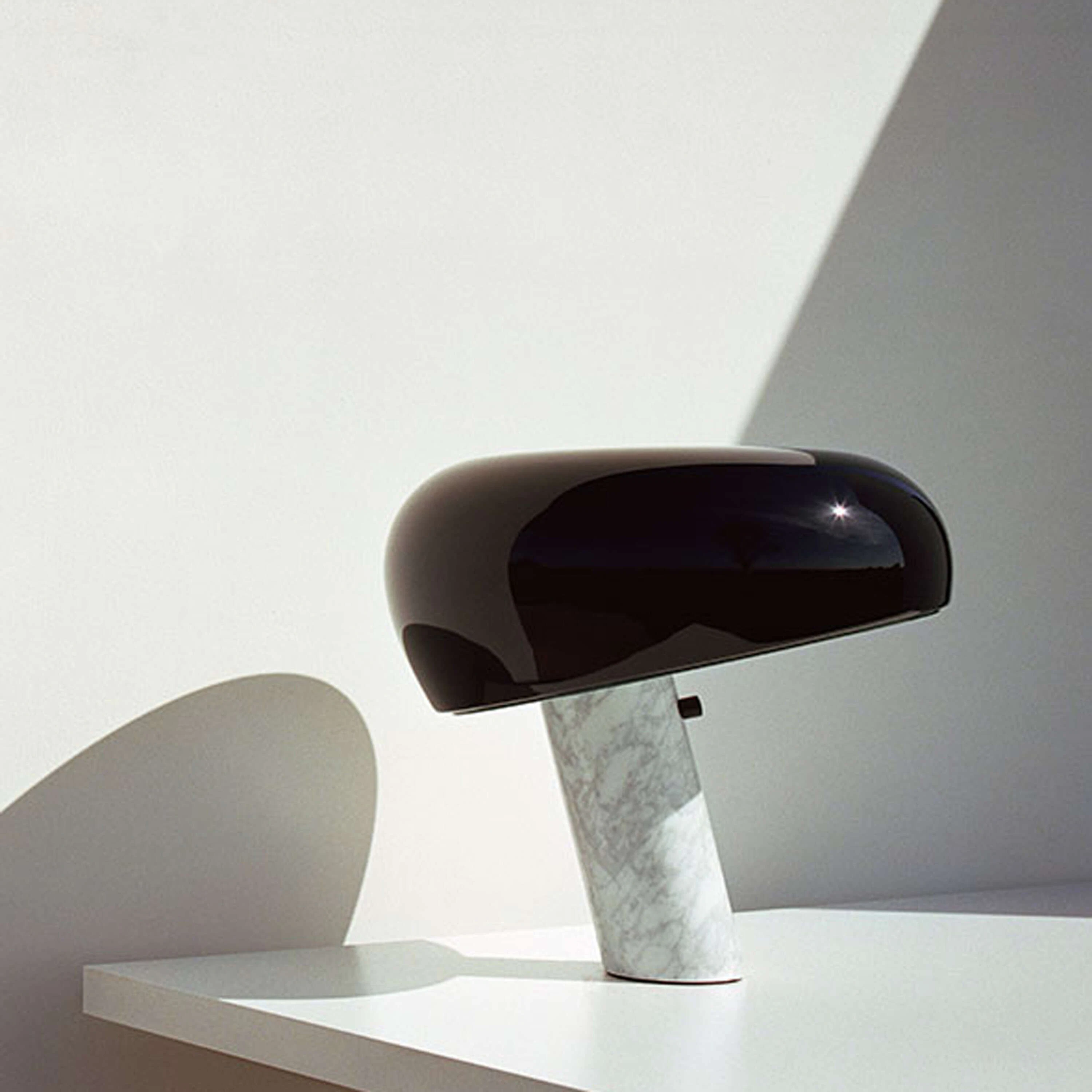 Flos Snoopy Bordslampa, svart från Flos, bild 2