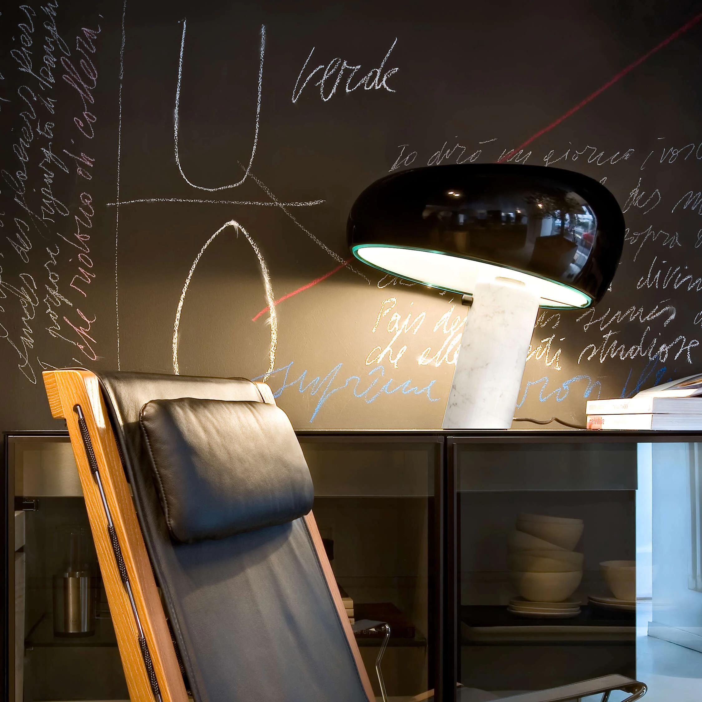 Flos Snoopy Bordslampa, svart från Flos, bild 3
