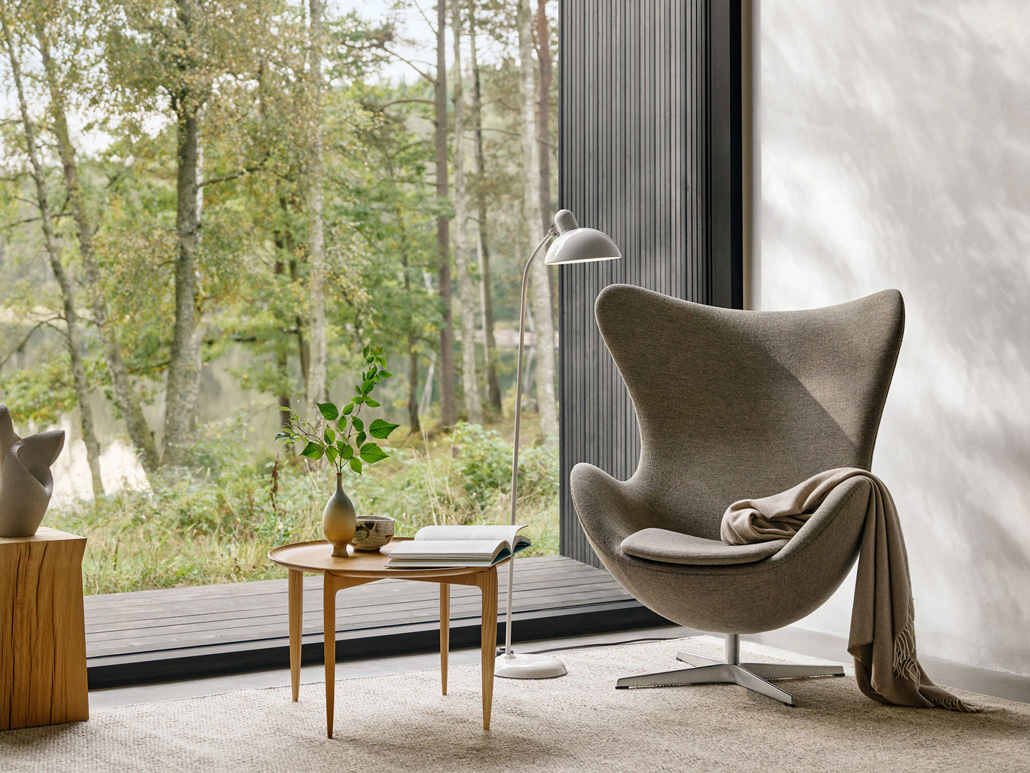 Fritz Hansen Tray Soffbord, ek från Fritz Hansen, bild 3