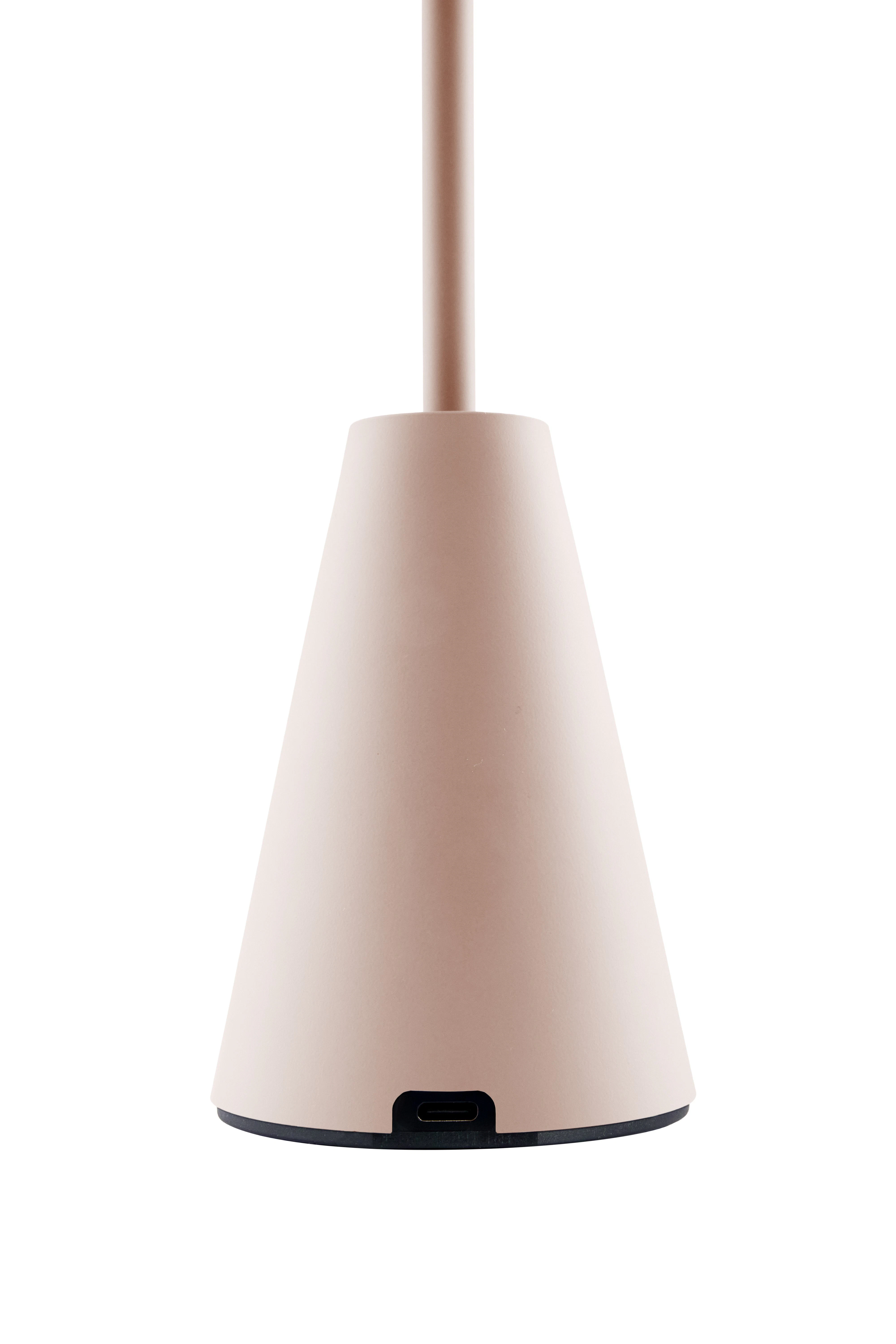 Globen Lighting Cannes 32 Bordslampa Portabel, mud från Globen Lighting, bild 2