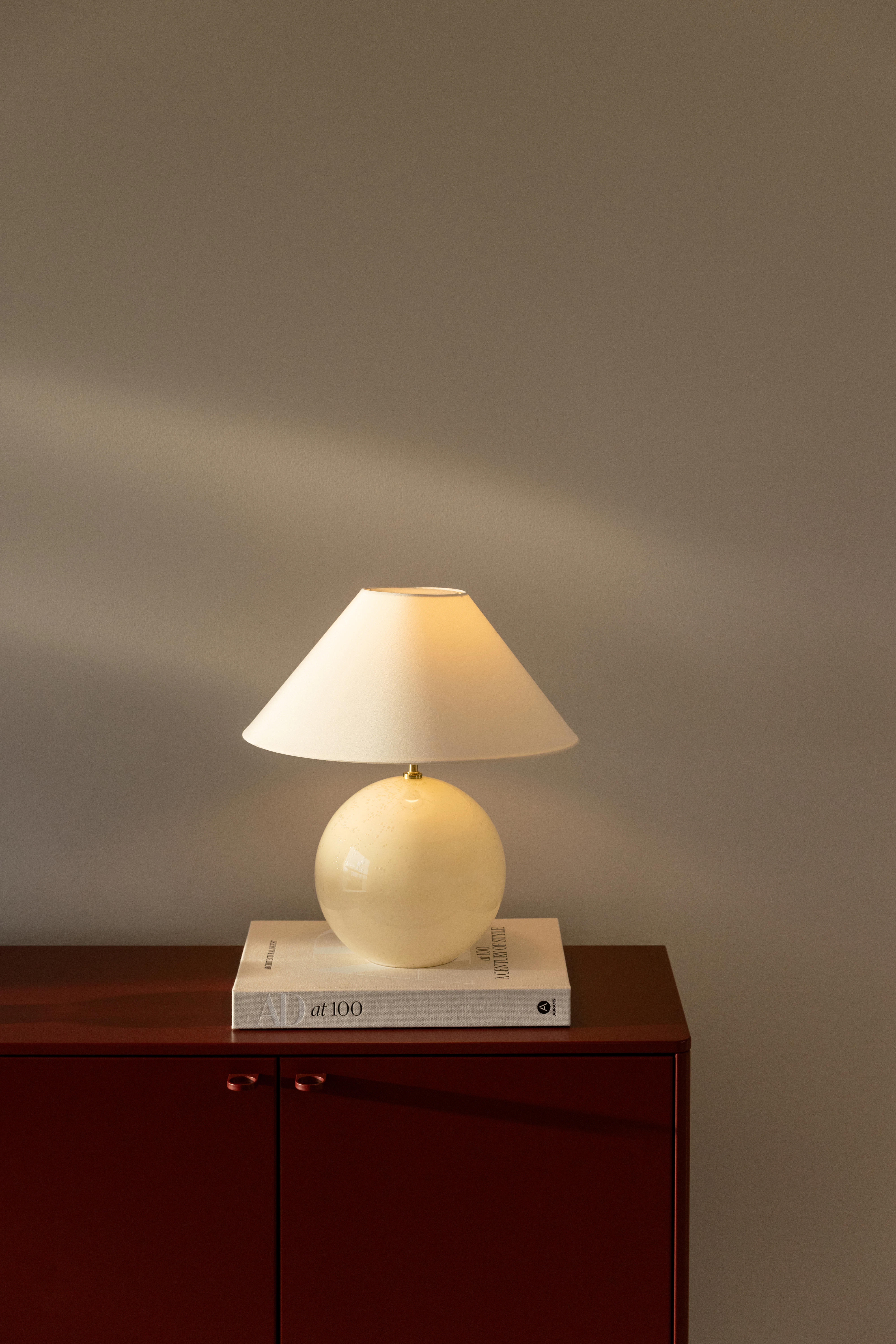 Globen Lighting Iris 35 Bordslampa, creme från Globen Lighting, bild 2