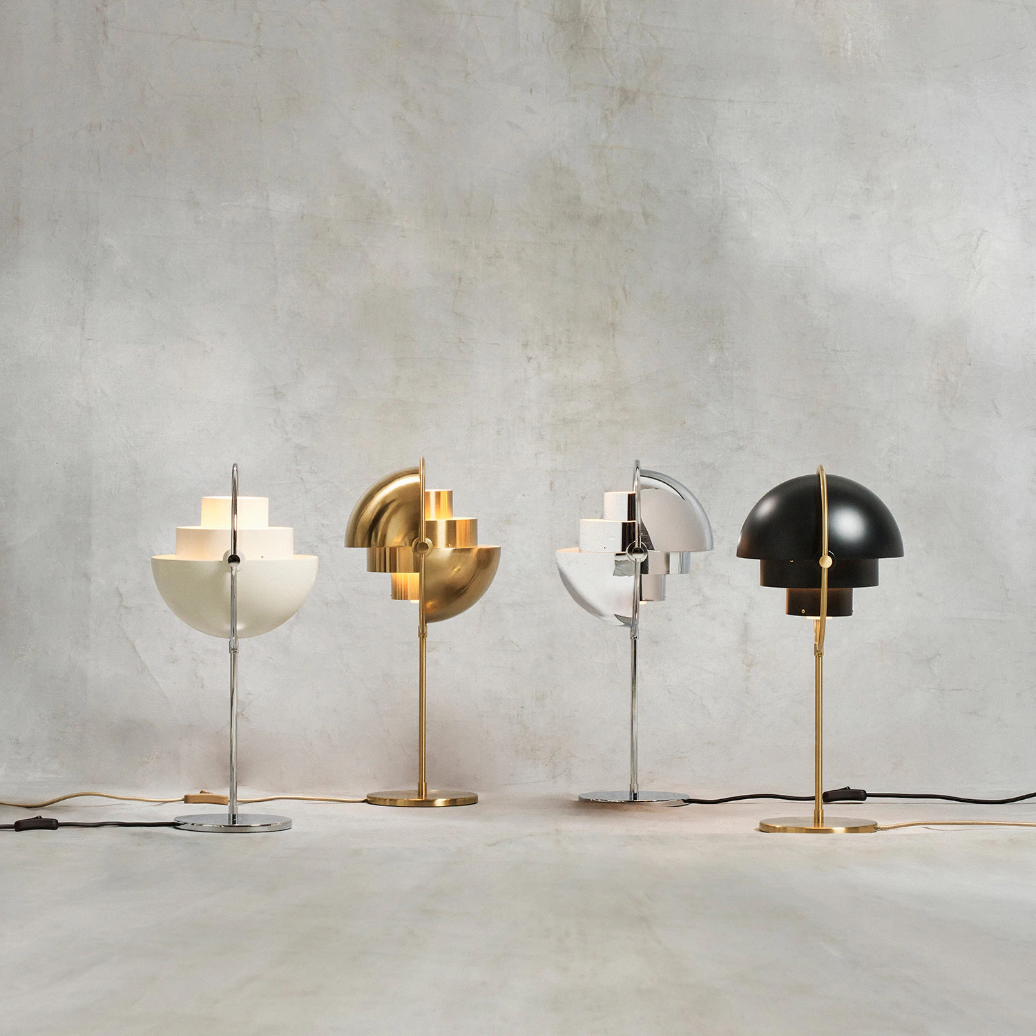 Gubi Multi-lite Bordslampa, mässing från GUBI, bild 3