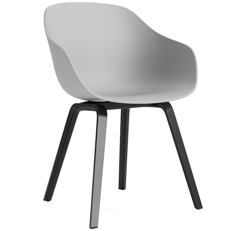 AAC 222 2.0 Karmstol, Svartlackad Ek / Concrete Grey