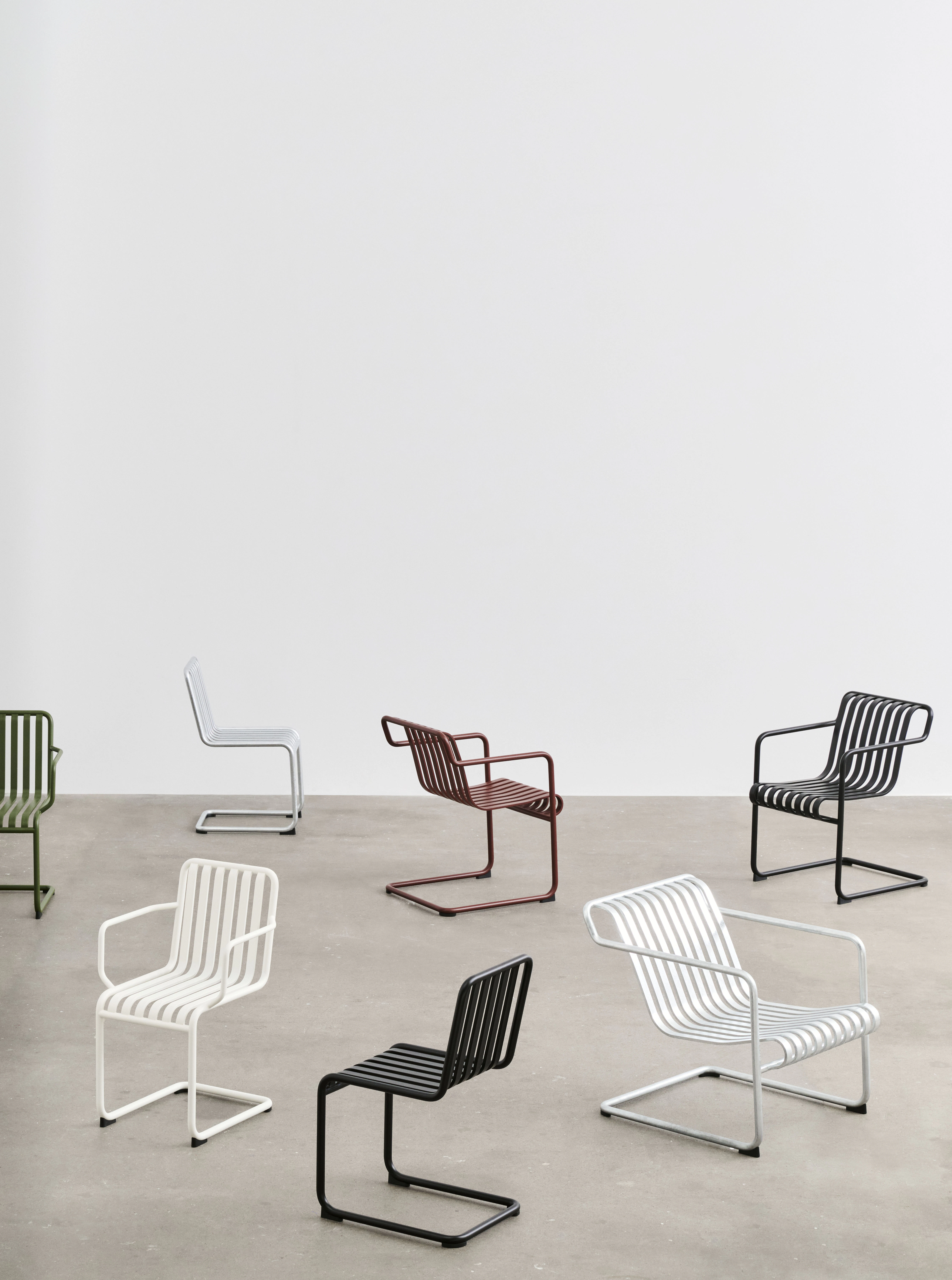 Hay Palissade Cantilever Chair, svart från HAY, bild 3