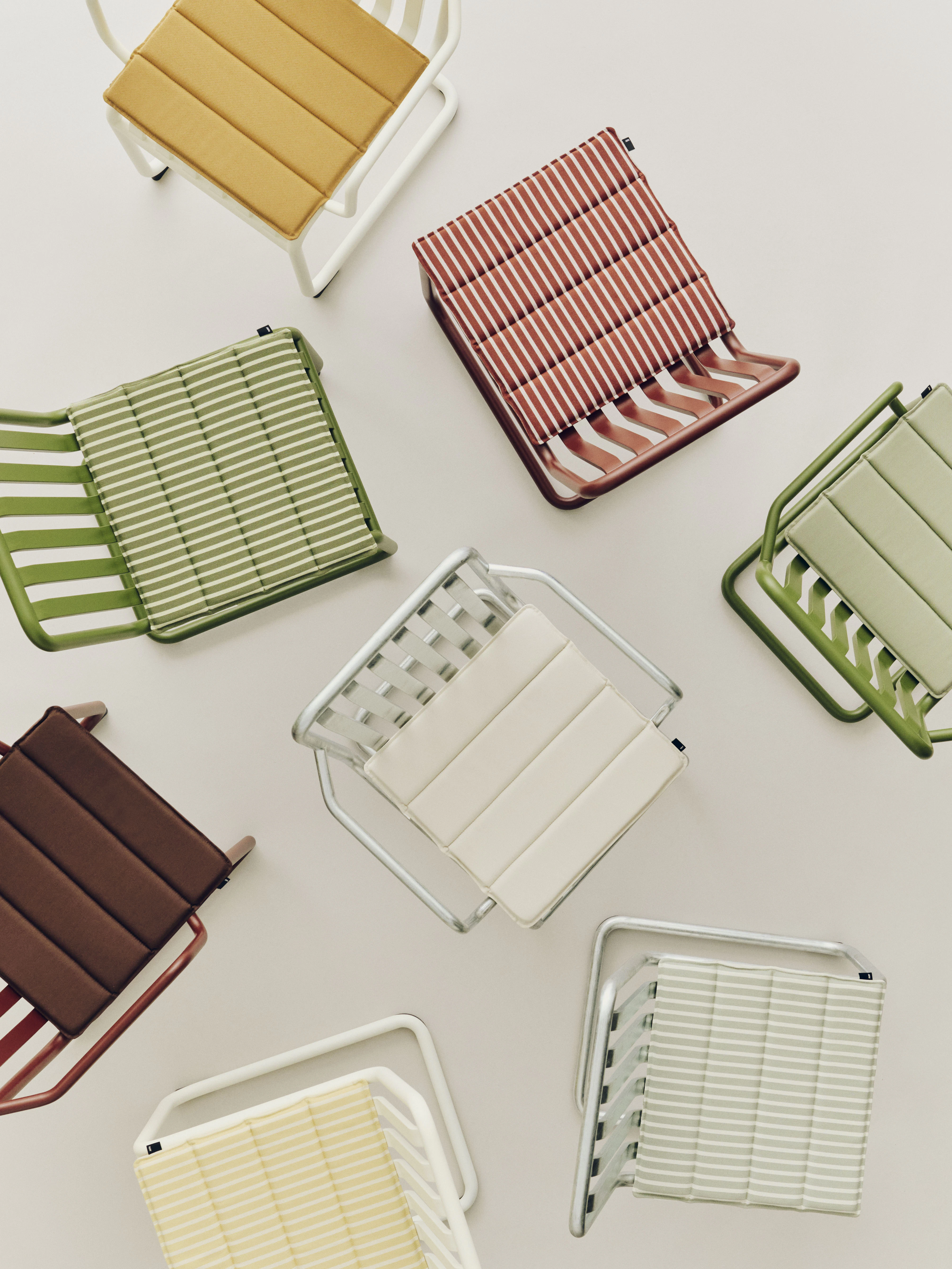 Hay Terrazza Seat Cushion 40x40 Cm Yellow Bold Stripe, gul från HAY, bild 4