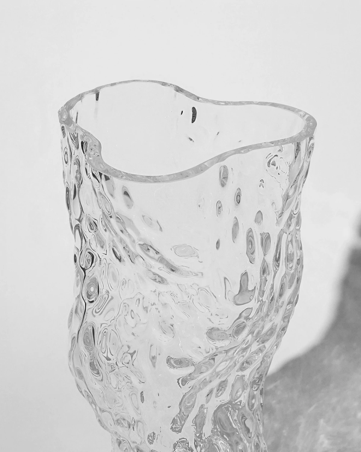Hein Studio Ostrea Vas 30 Cm, klar från Hein Studio, bild 3