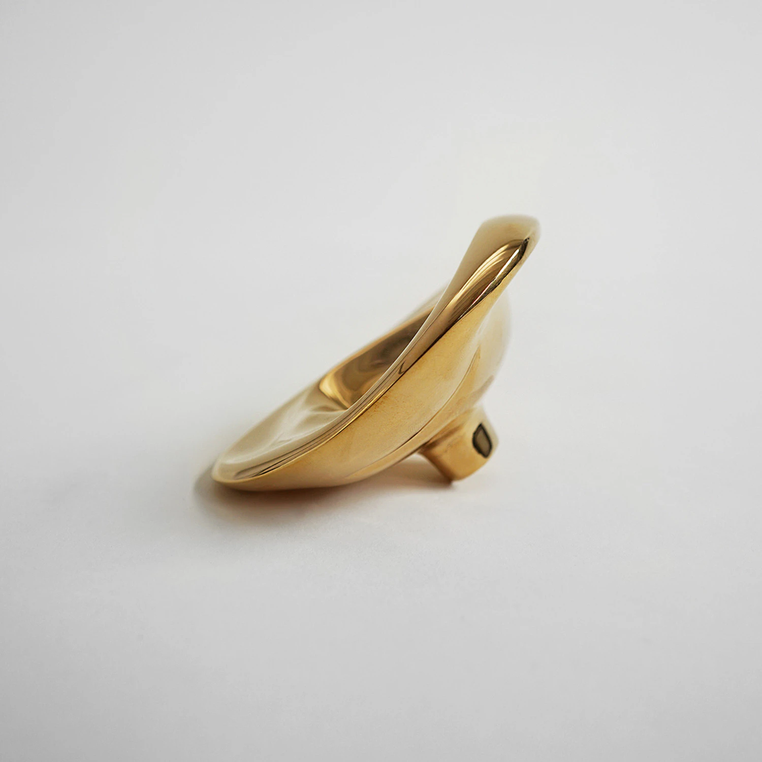 Hein Studio Ripple Knob Väggkrok 8 Cm, guld från Hein Studio, bild 5