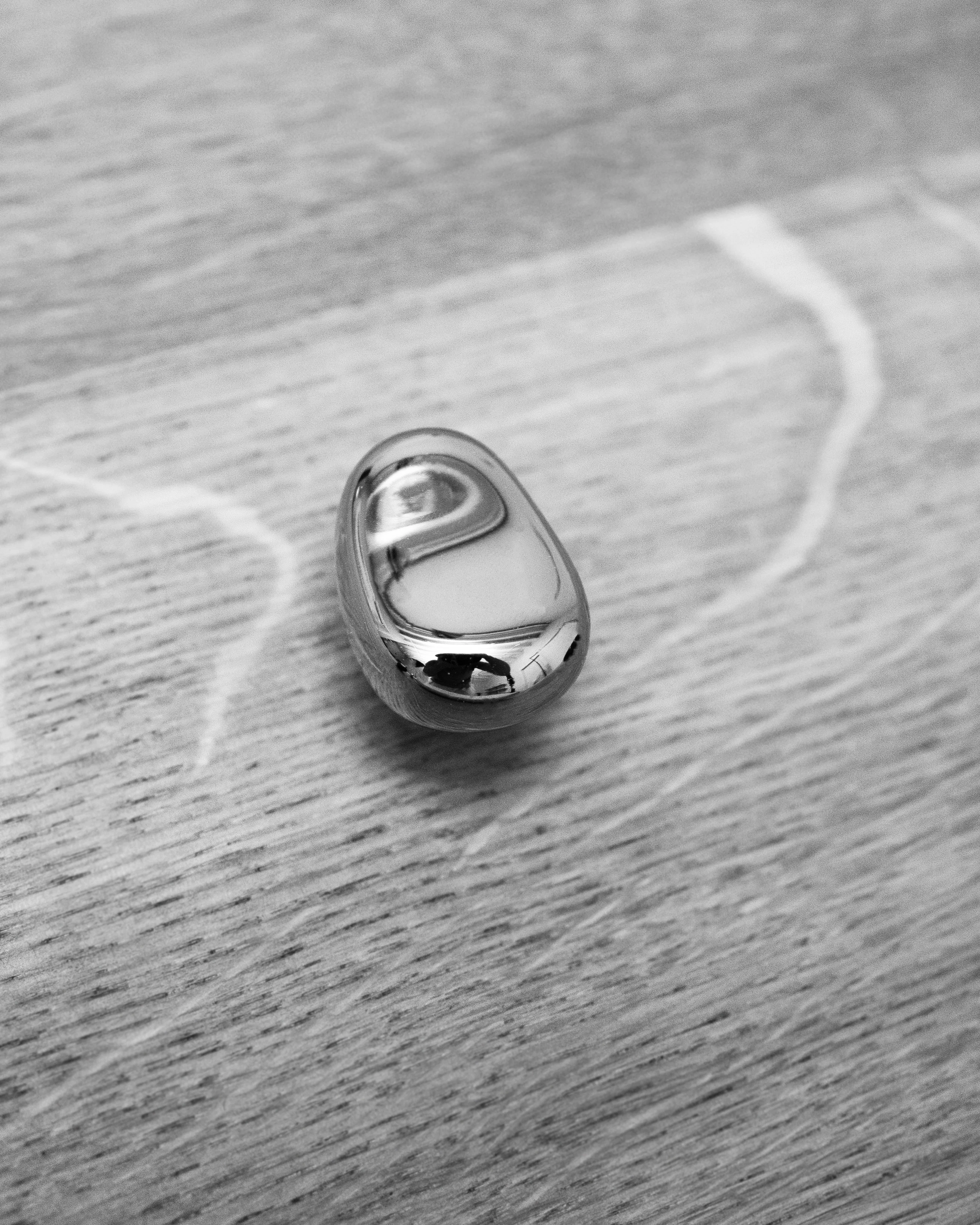 Hein Studio Rud Knopp, titanium från Hein Studio, bild 2