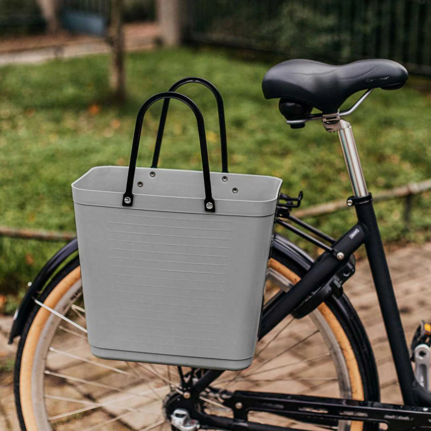 Hinza Väska Med Cykelfästen Hög Återvunnen Plast, svart från Hinza, bild 2