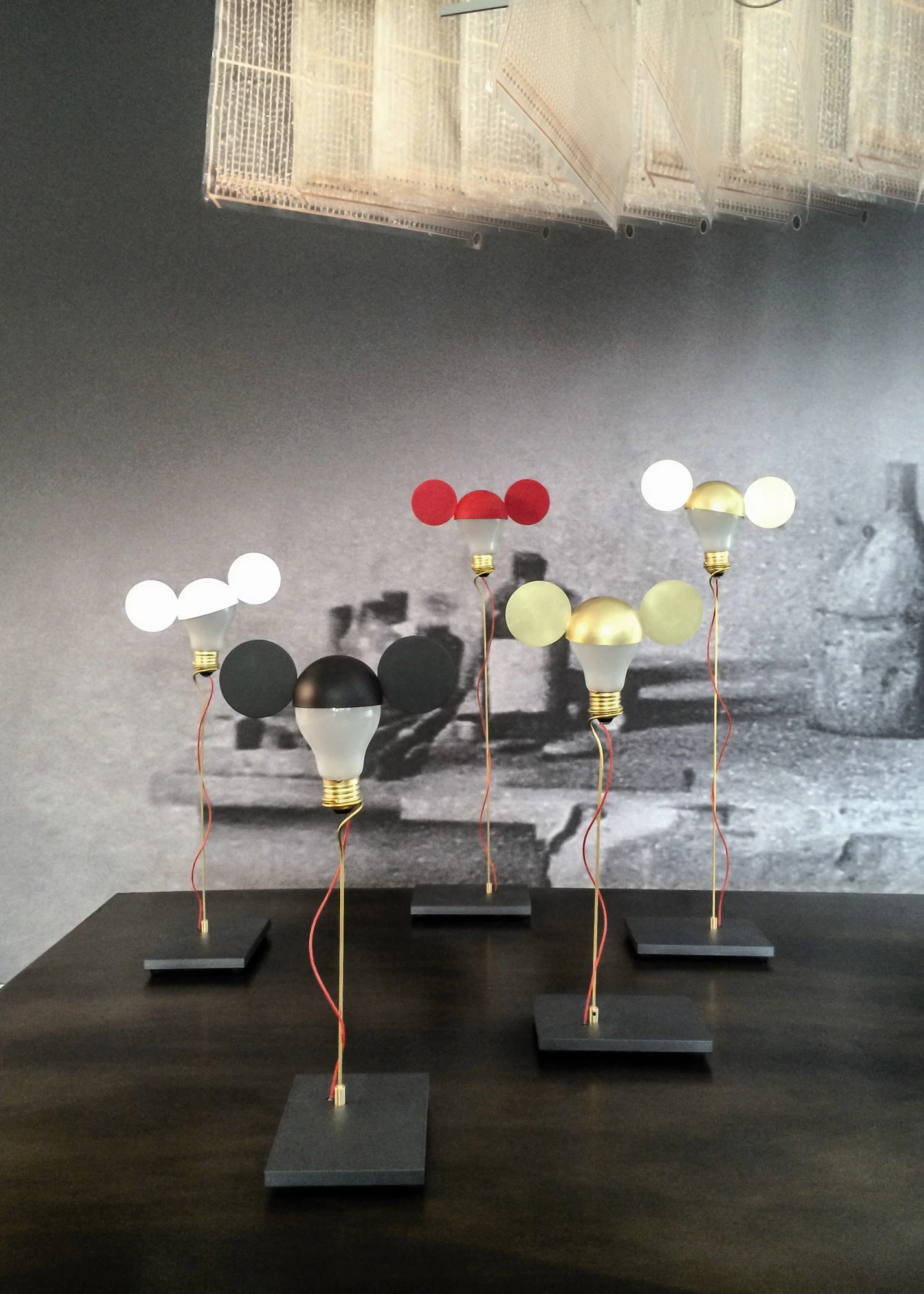 Ingo Maurer I Ricchi Poveri Toto Bordslampa, vit från Ingo Maurer, bild 4