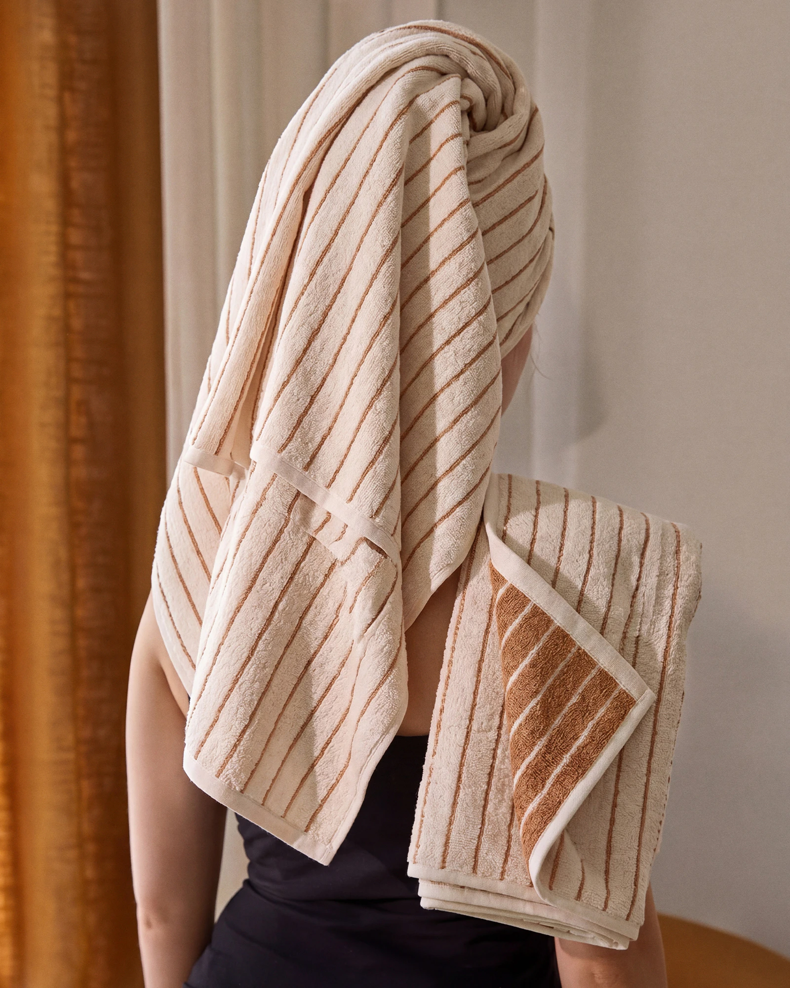 Juna Soft Handduk, off-white från Juna, bild 5