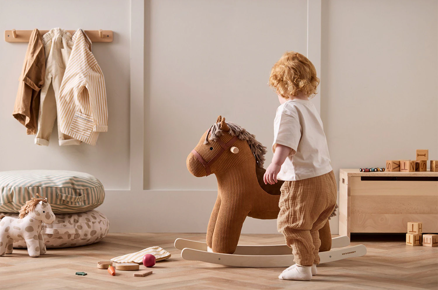 Kids Concept Gunghäst, brun från Kids Concept, bild 5