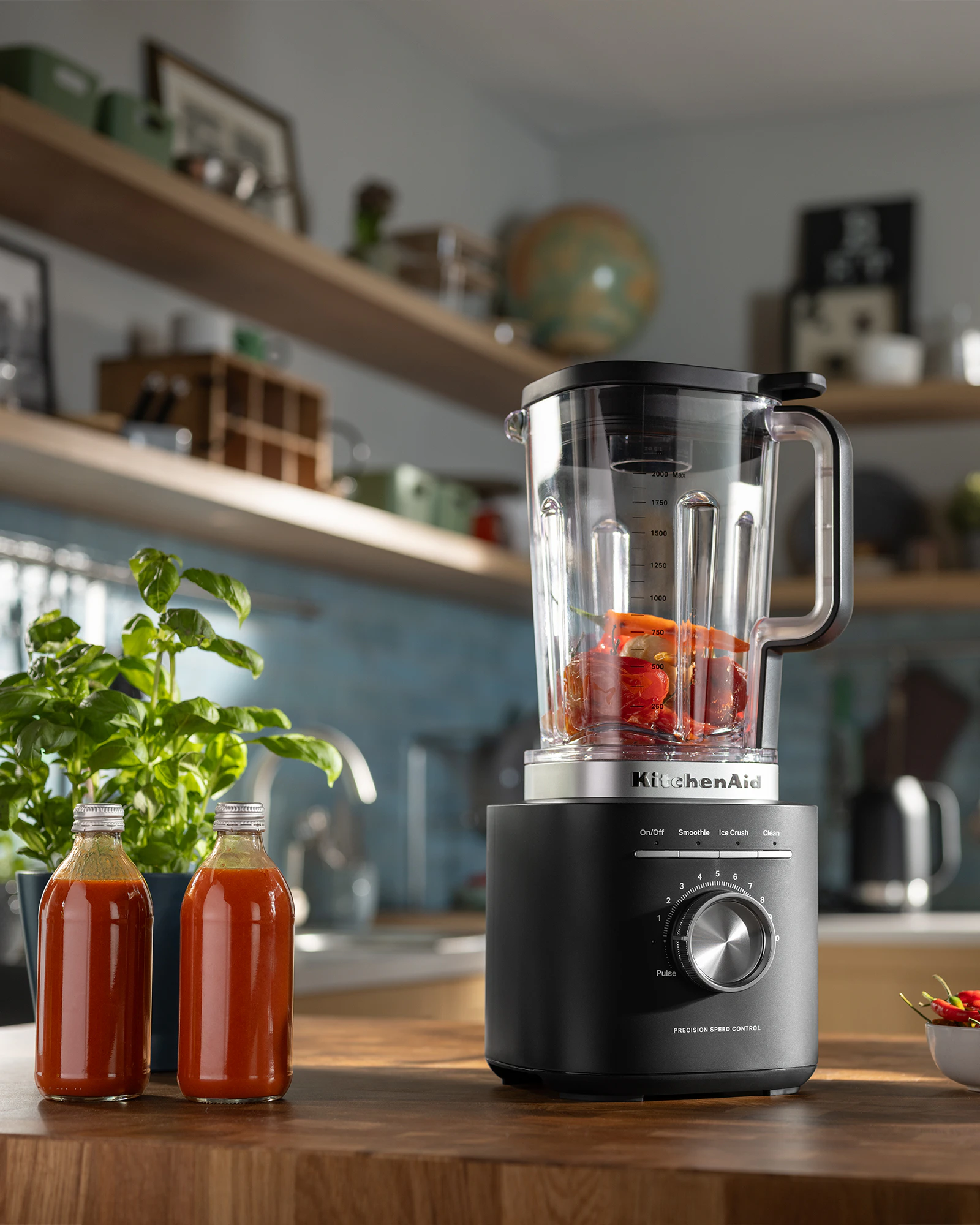 Kitchenaid Pure Power Blender Med Plastkanna 2 L, mattsvart från KitchenAid, bild 3