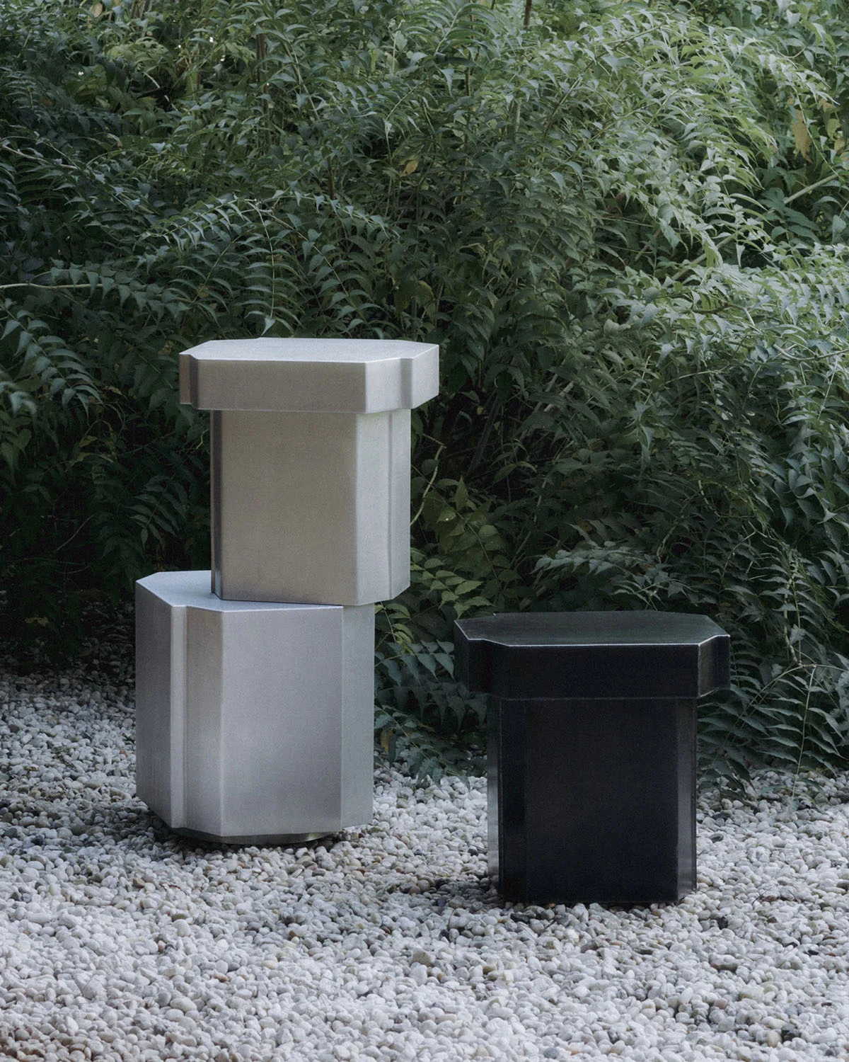 Louise Roe Funki Pall 01 40x46 Cm, borstad aluminium från Louise Roe, bild 4
