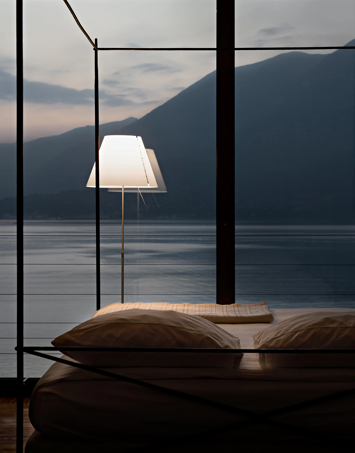 Luceplan Costanza Golvlampa /, vit från Luceplan, bild 4