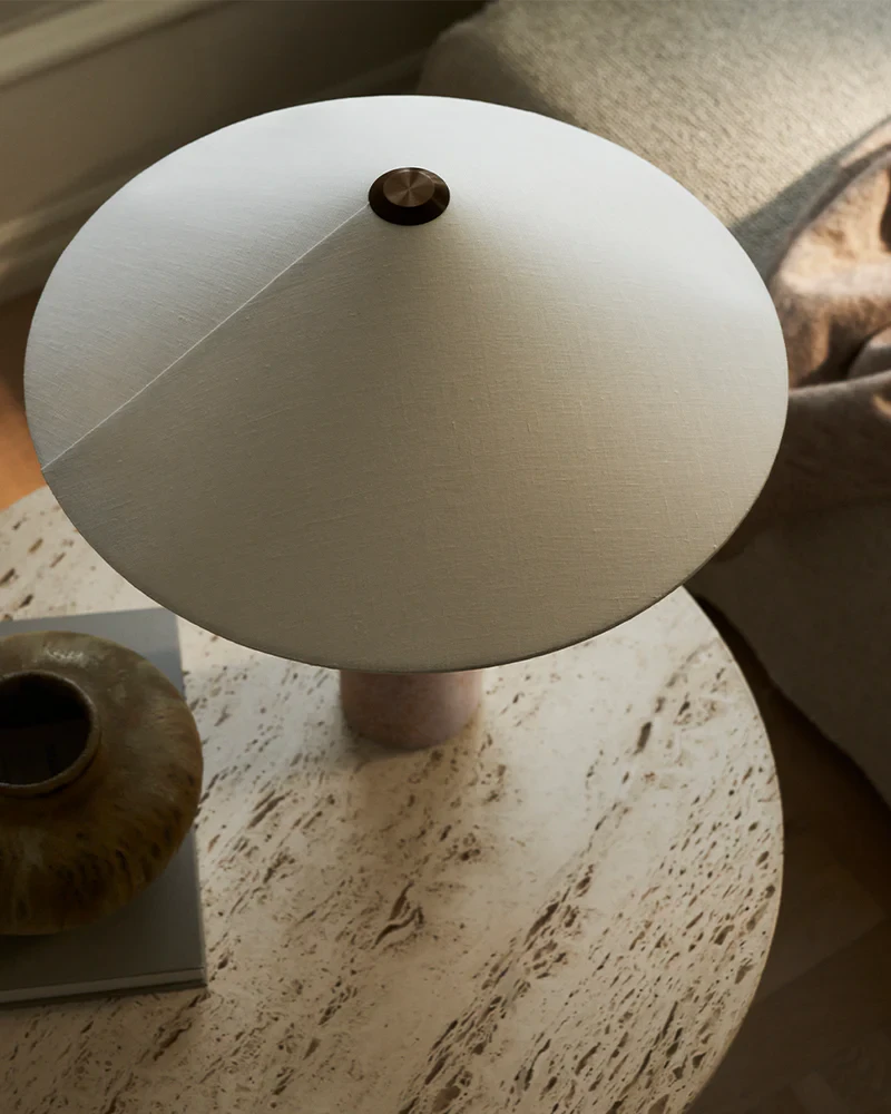 Lyfa Futé 400 Bordslampa, cream från LYFA, bild 2