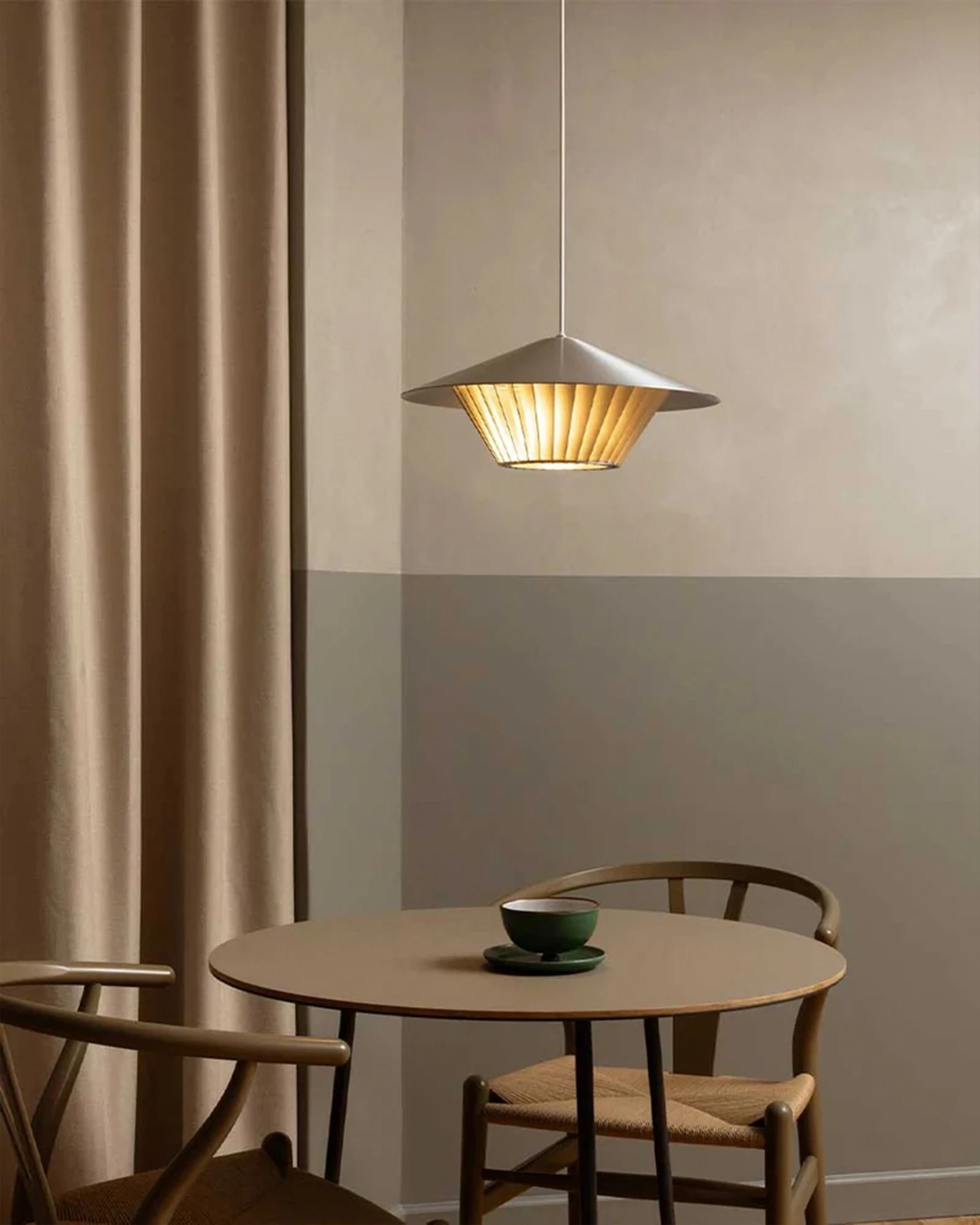 Lyfa Menton Taklampa, aluminium från LYFA, bild 2