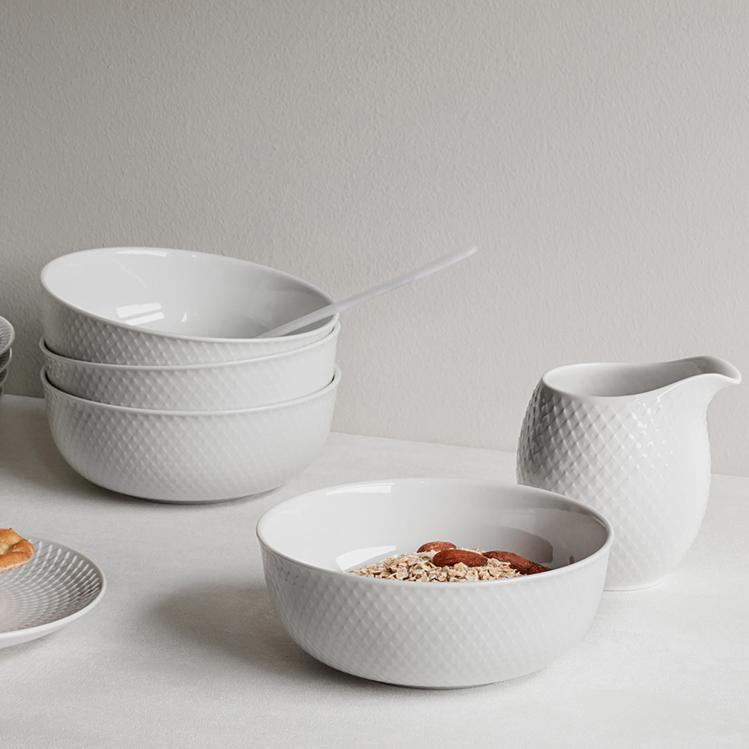 Lyngby Porcelæn Rhombe Skål Ø15,5 Cm, vit från Lyngby Porcelæn, bild 3